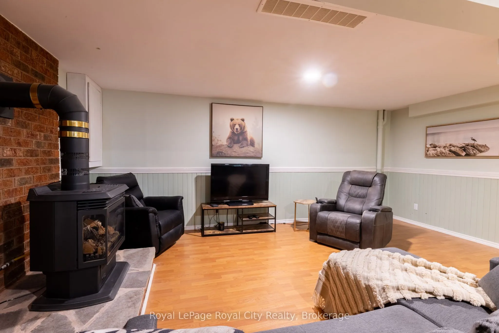 245 Elmira Road S
