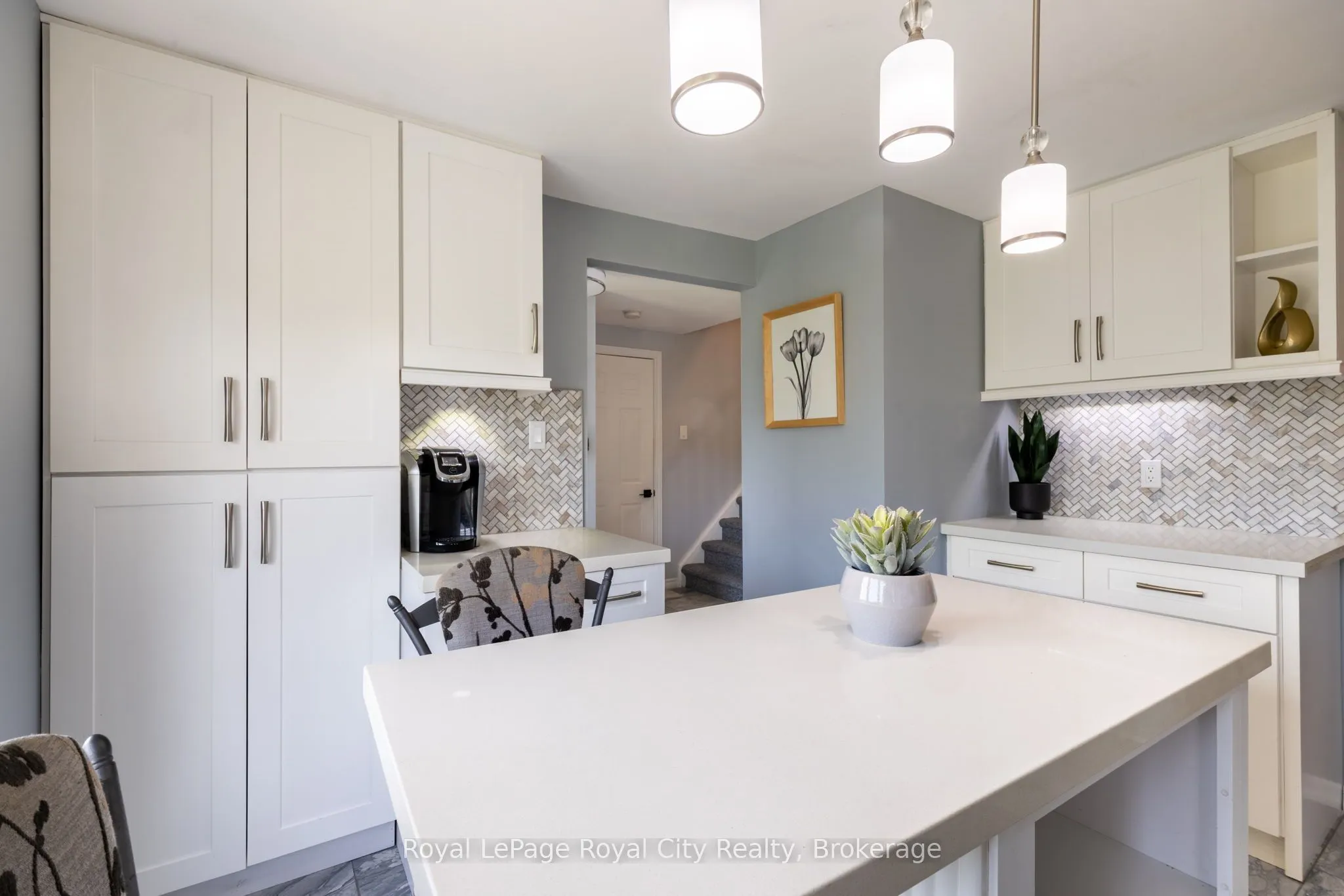 245 Elmira Road S