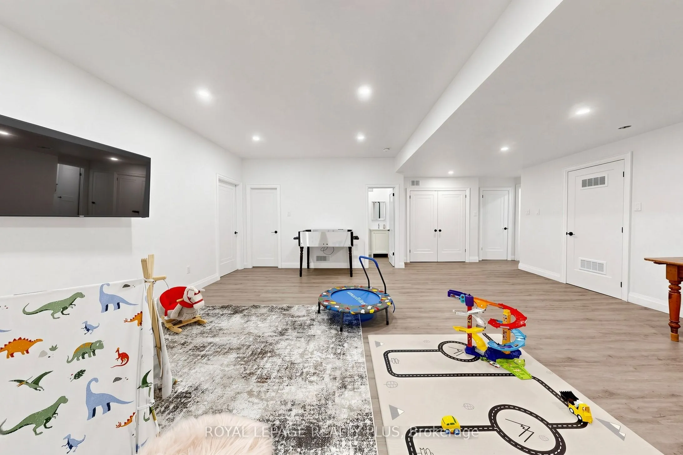 274 Dewitt Road