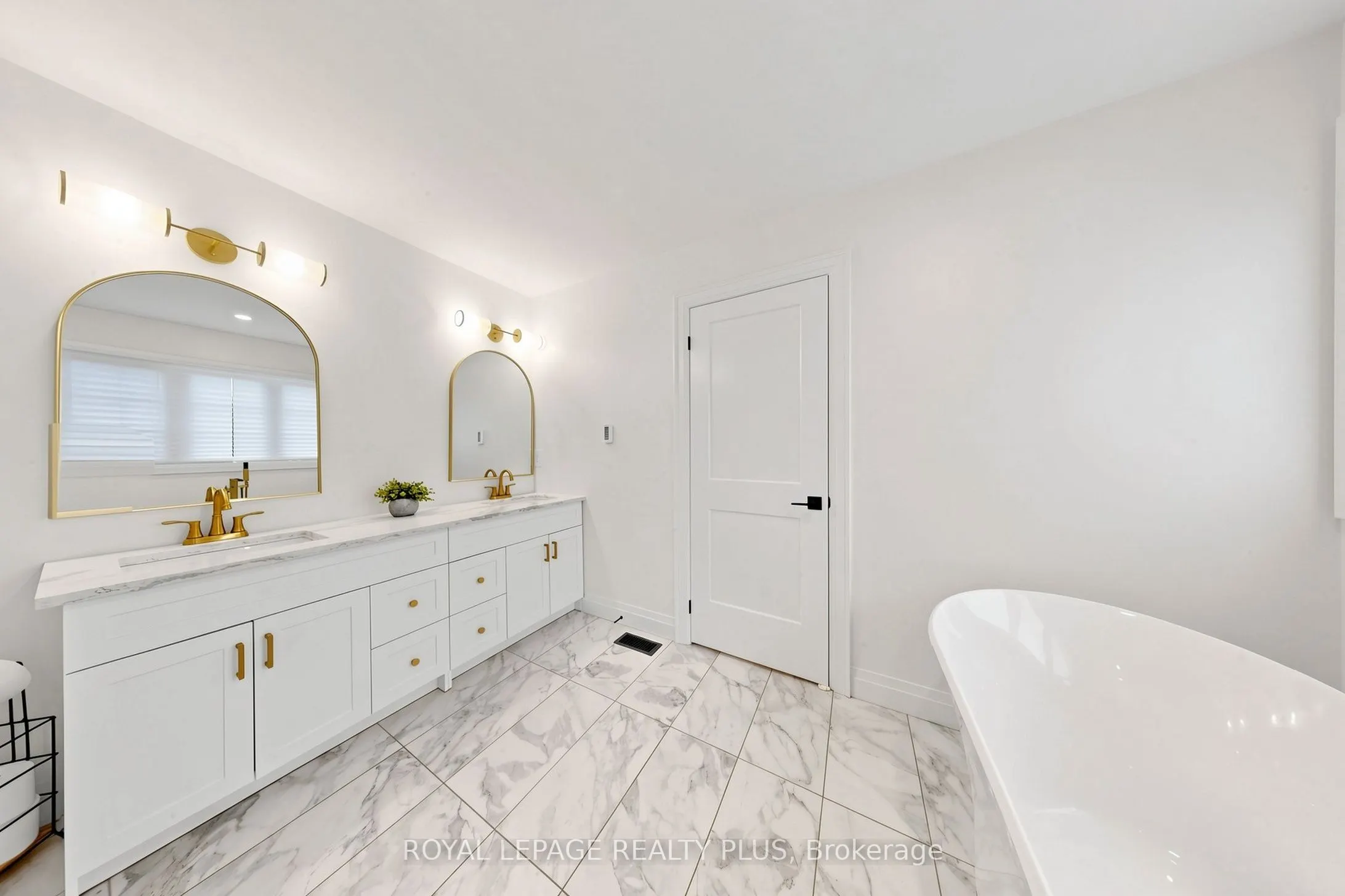 274 Dewitt Road