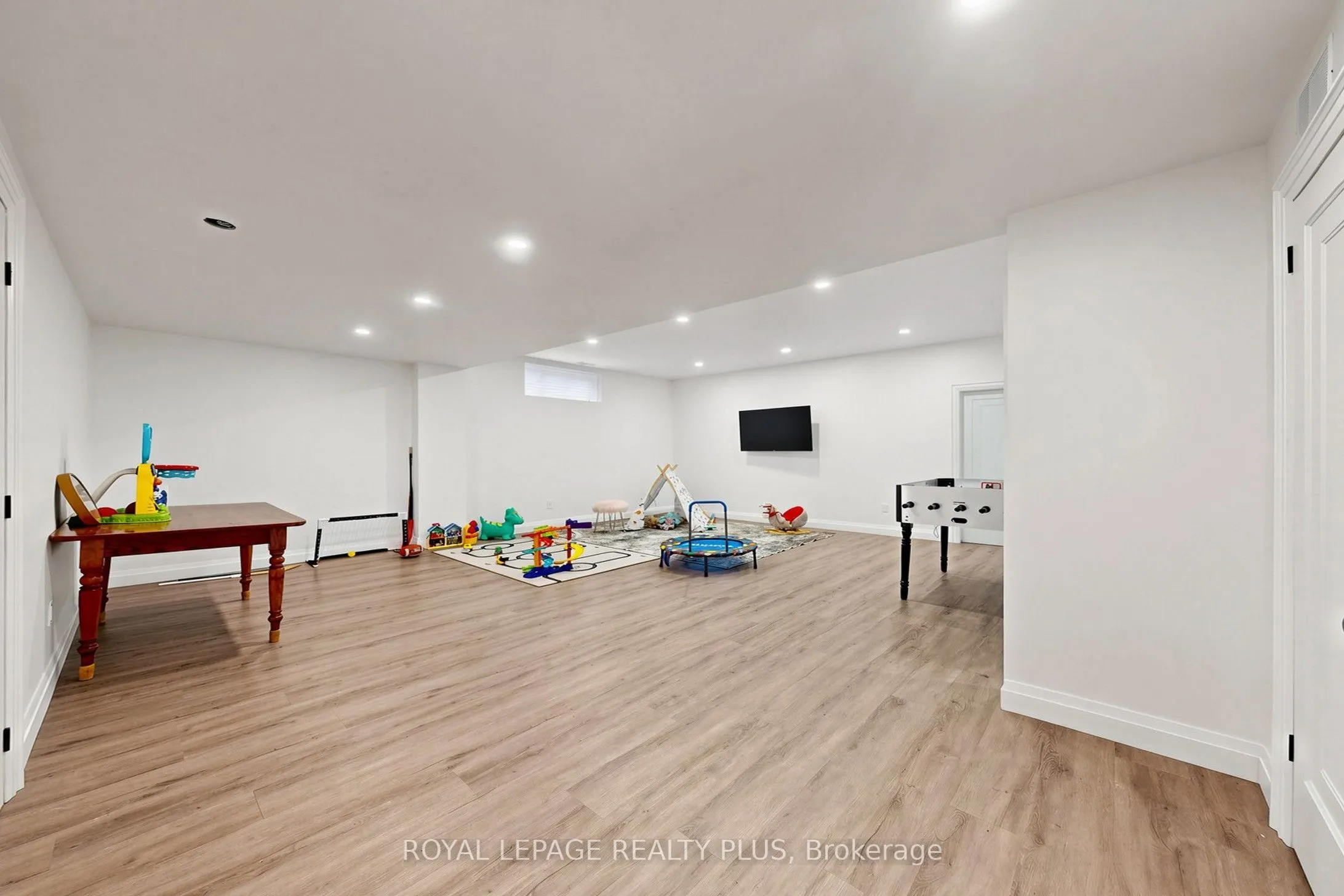 274 Dewitt Road