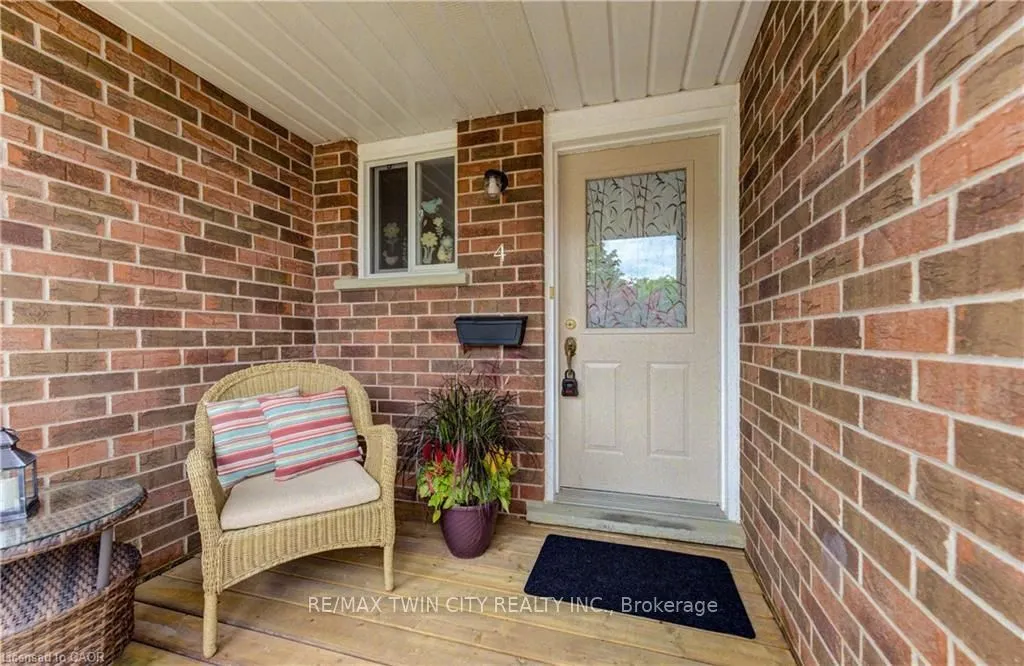 360 Cornridge Place #4