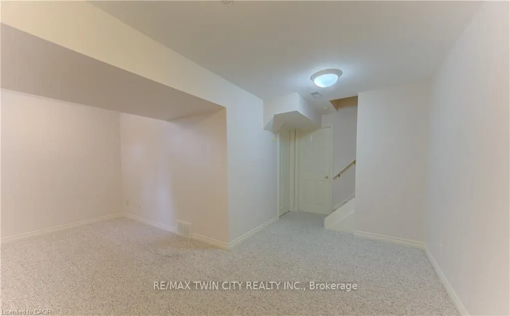 360 Cornridge Place #4