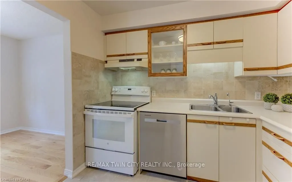 360 Cornridge Place #4
