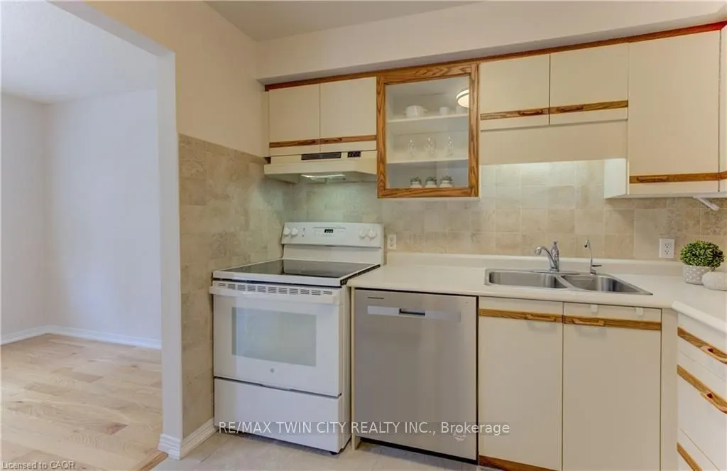 360 Cornridge Place #4