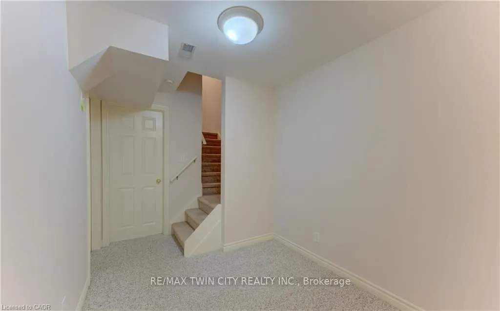 360 Cornridge Place #4