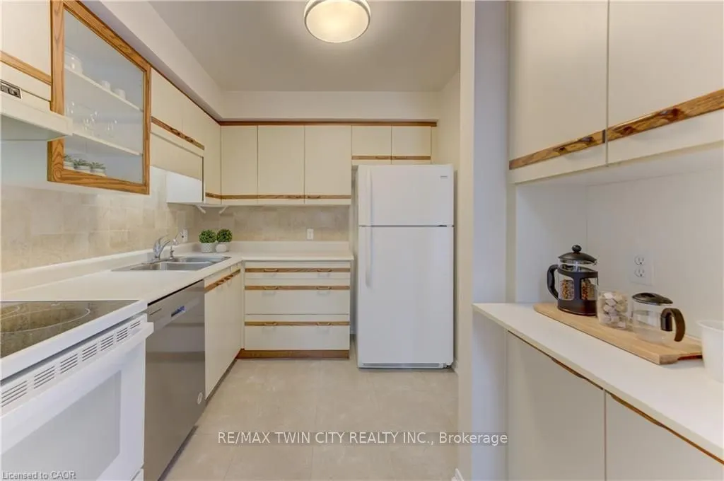 360 Cornridge Place #4