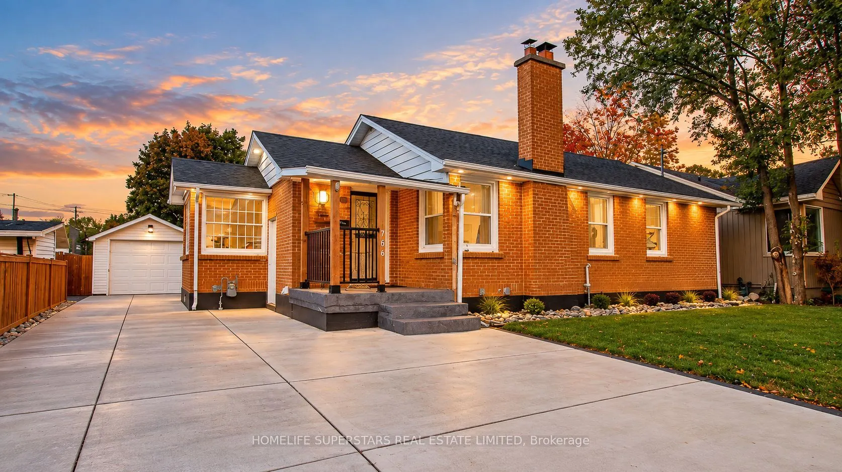 706 Rowntree Avenue