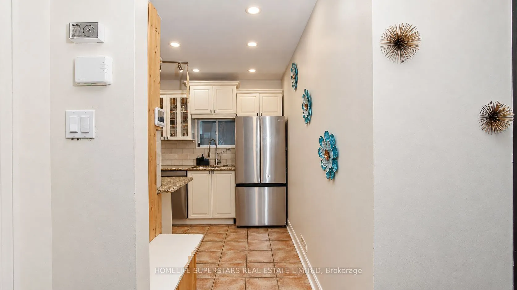 706 Rowntree Avenue