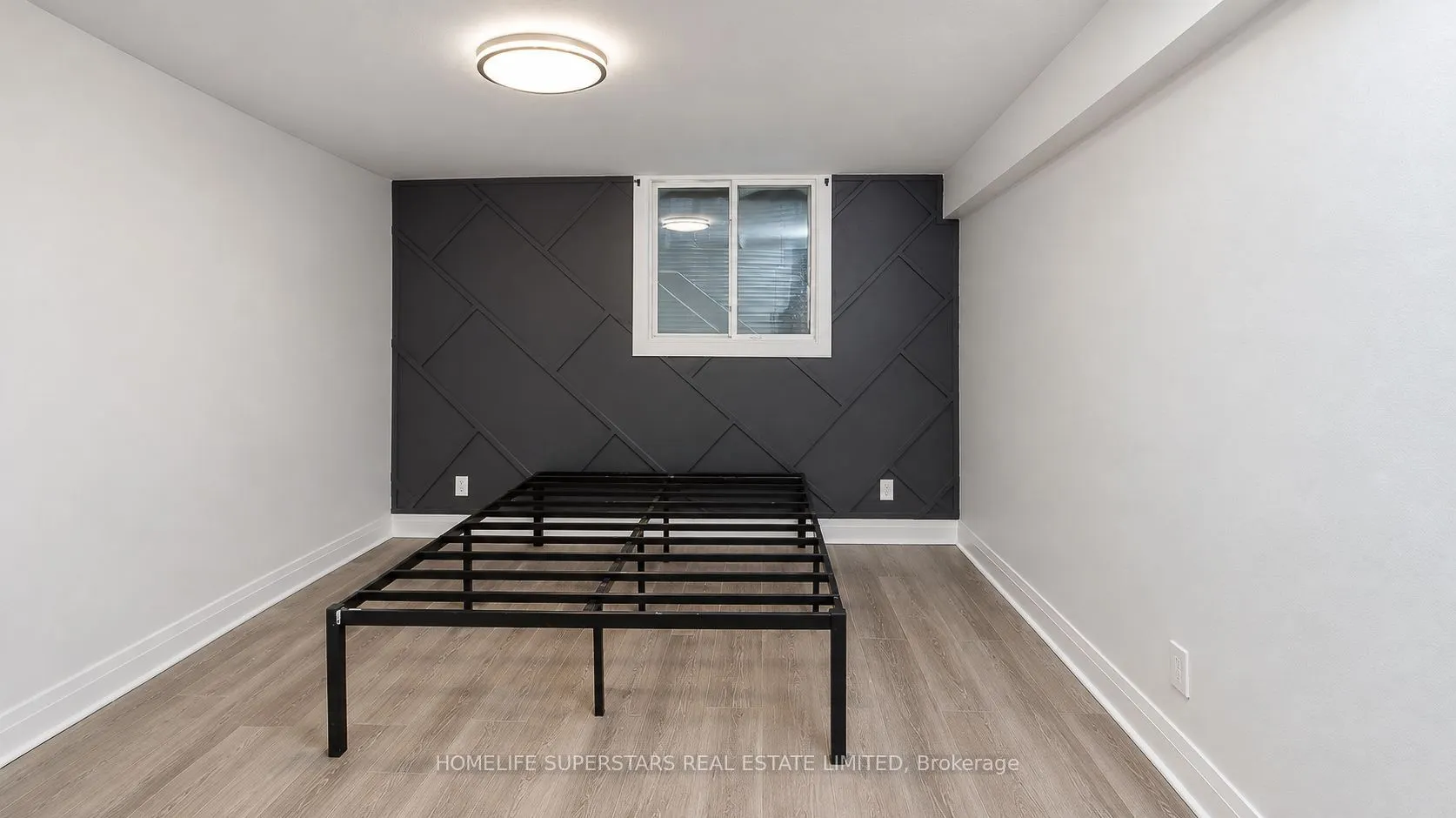706 Rowntree Avenue