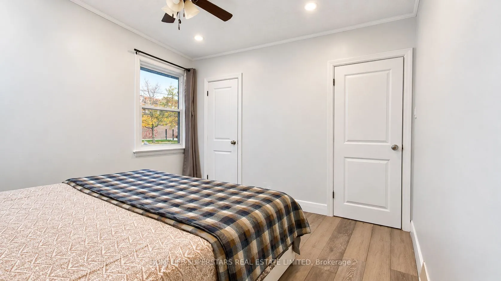 706 Rowntree Avenue