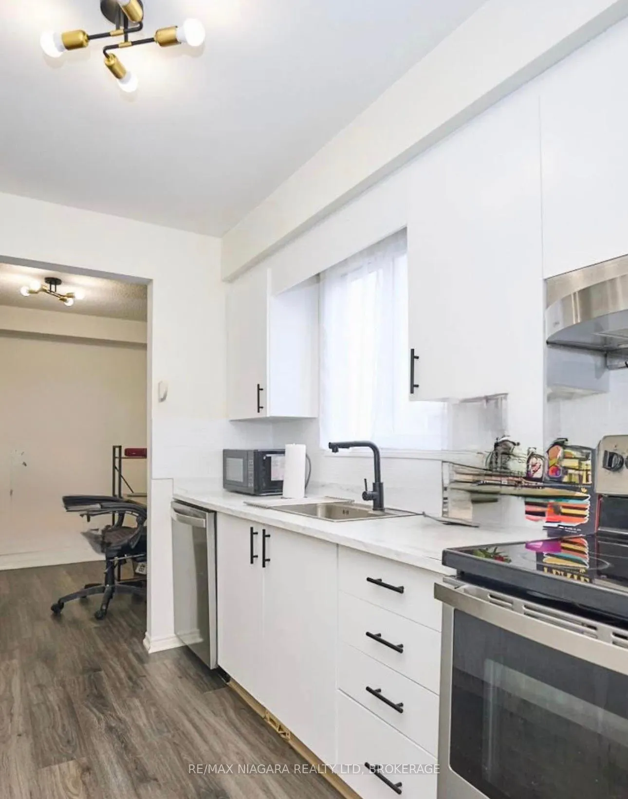 20 Station Street #Main Floor