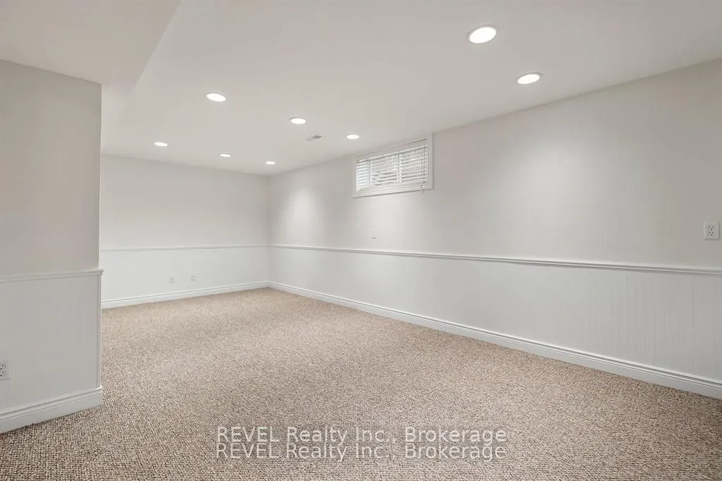 6839 Imperial Court