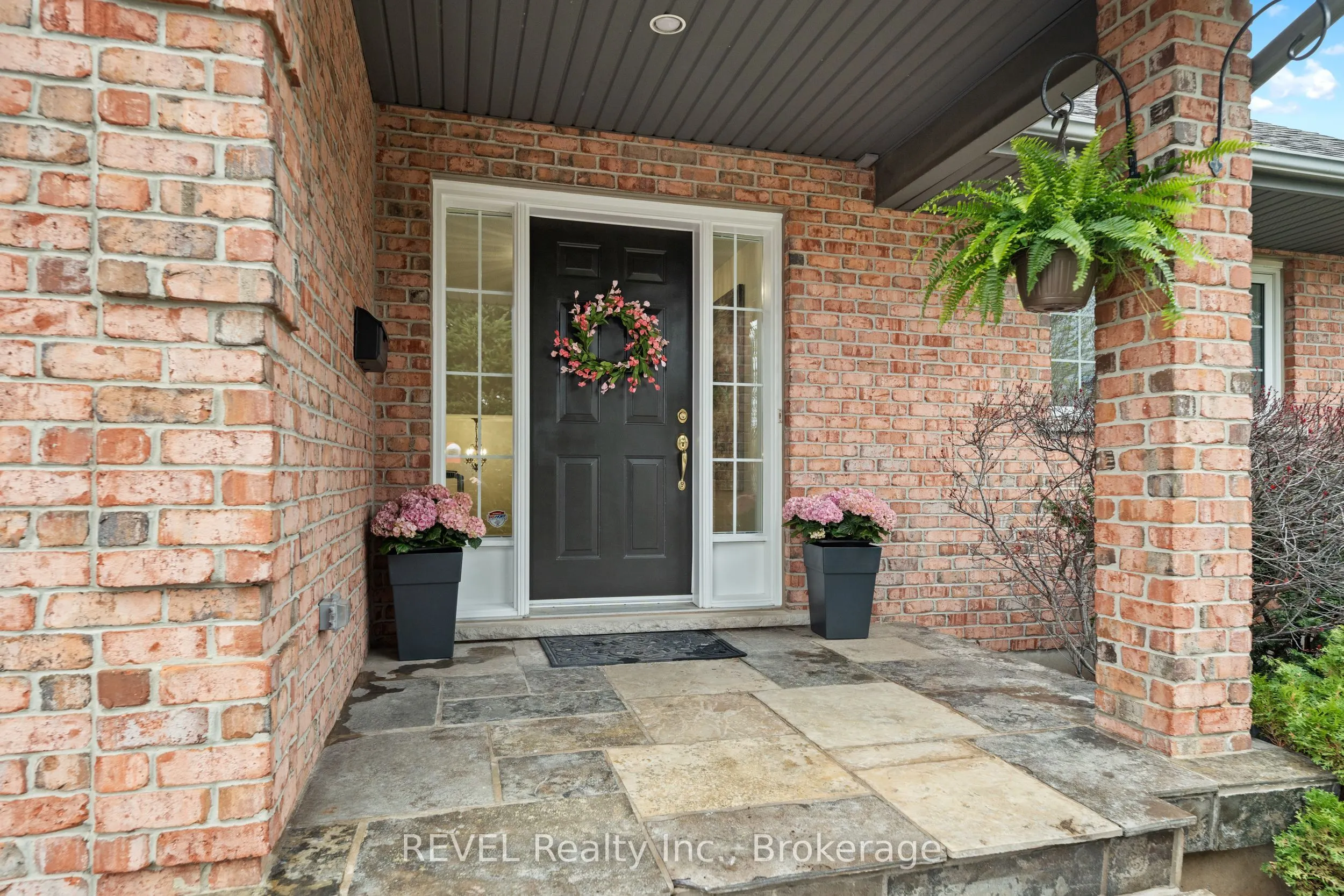6839 Imperial Court