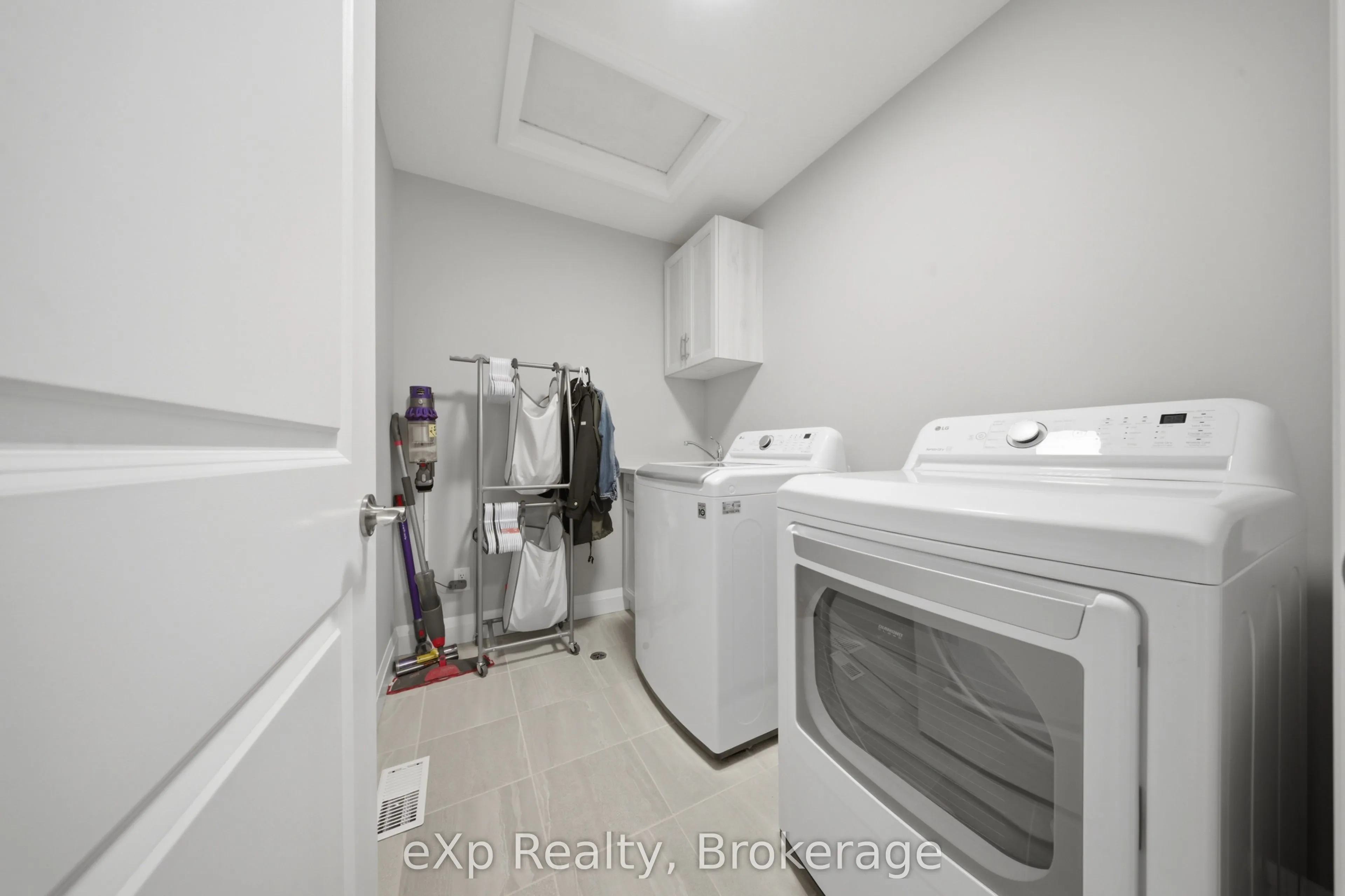 107 Stephenson Way