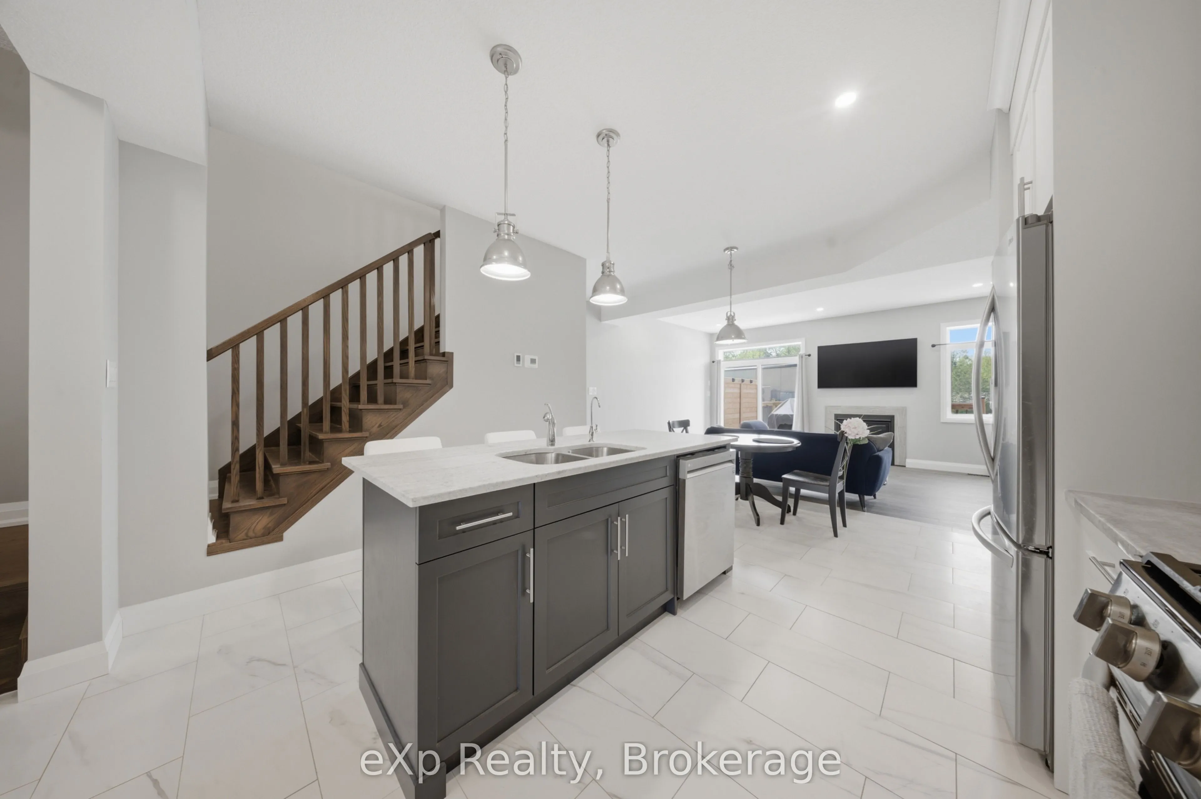 107 Stephenson Way