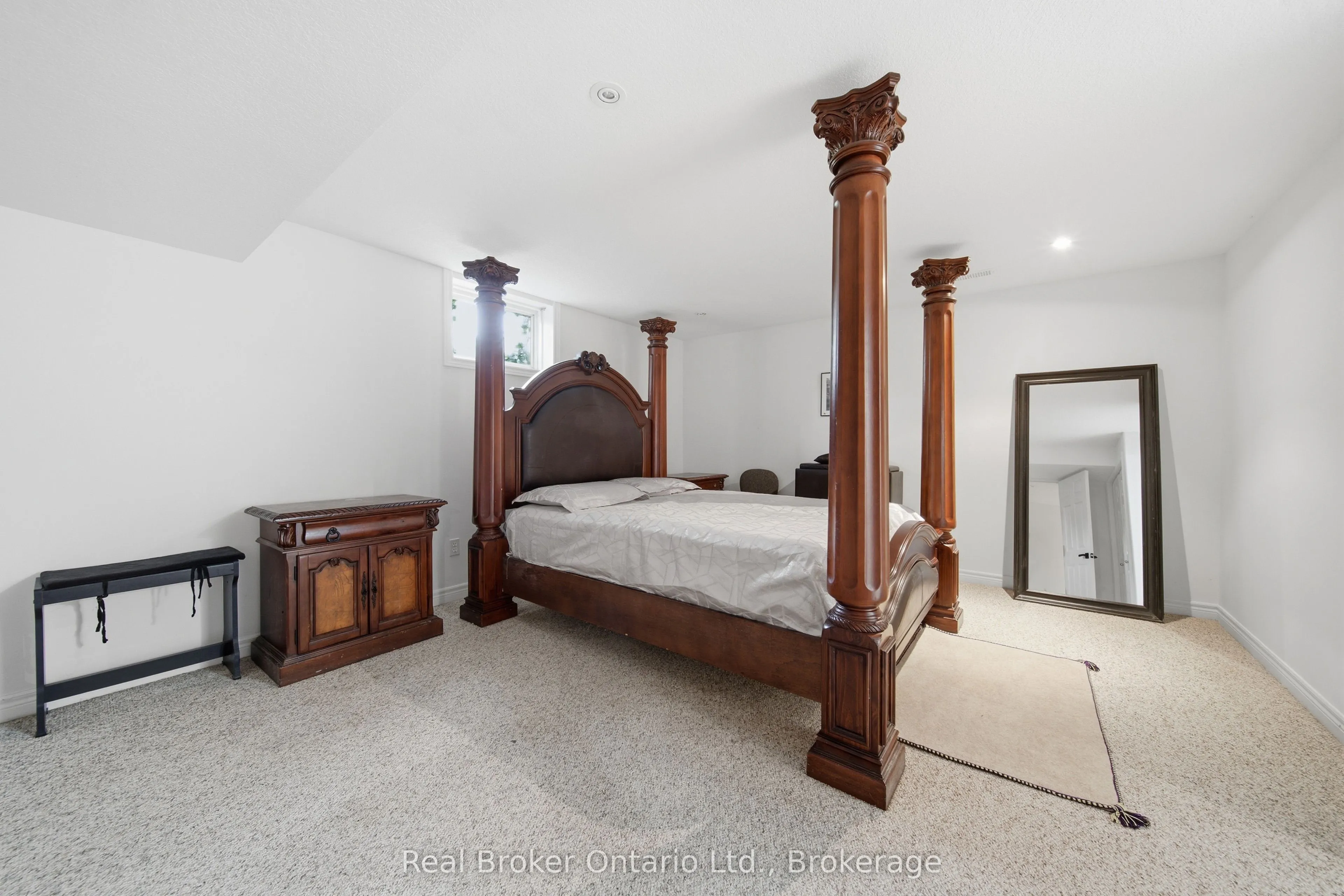 7709 Wellington Road 22 Road