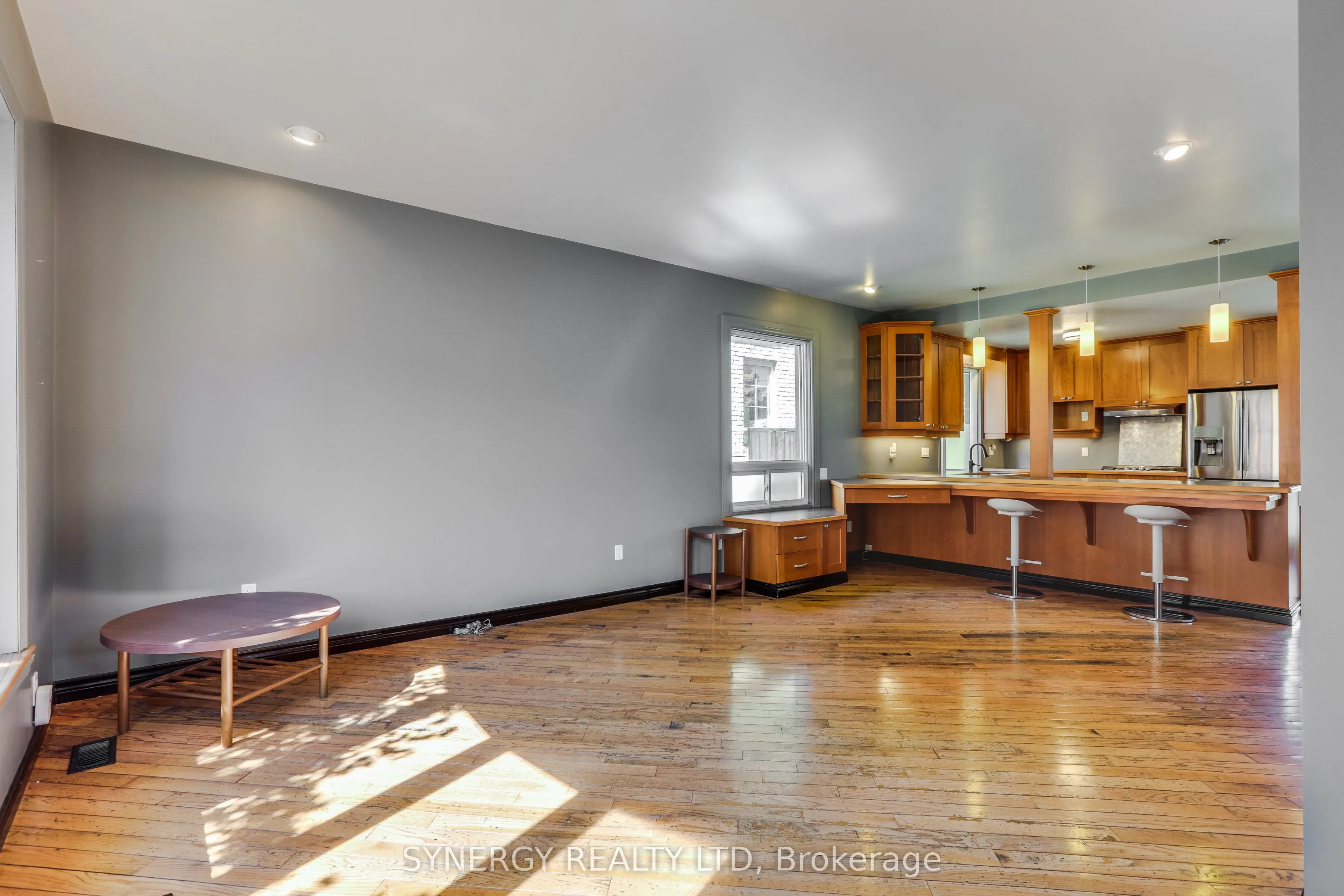 2 Erie Avenue