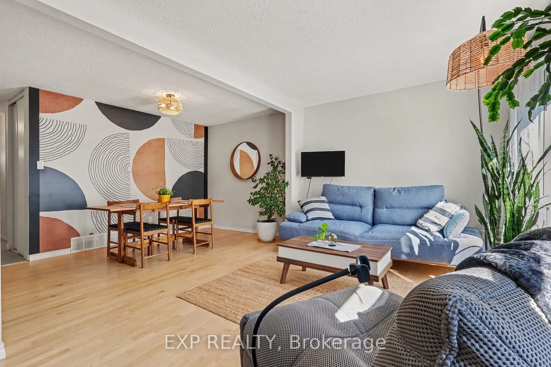 1290 Cahill Drive #11