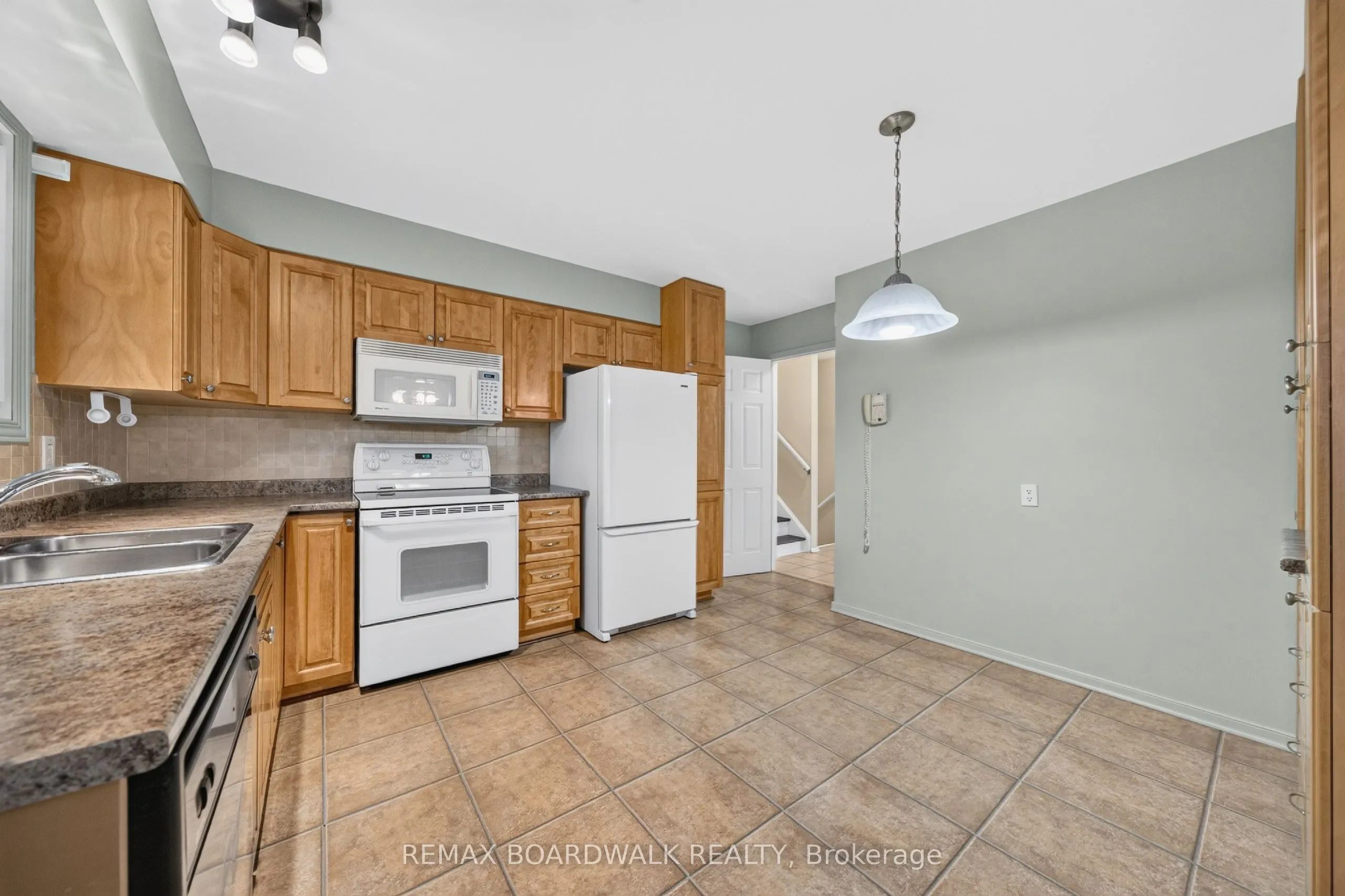20 Tripp Crescent