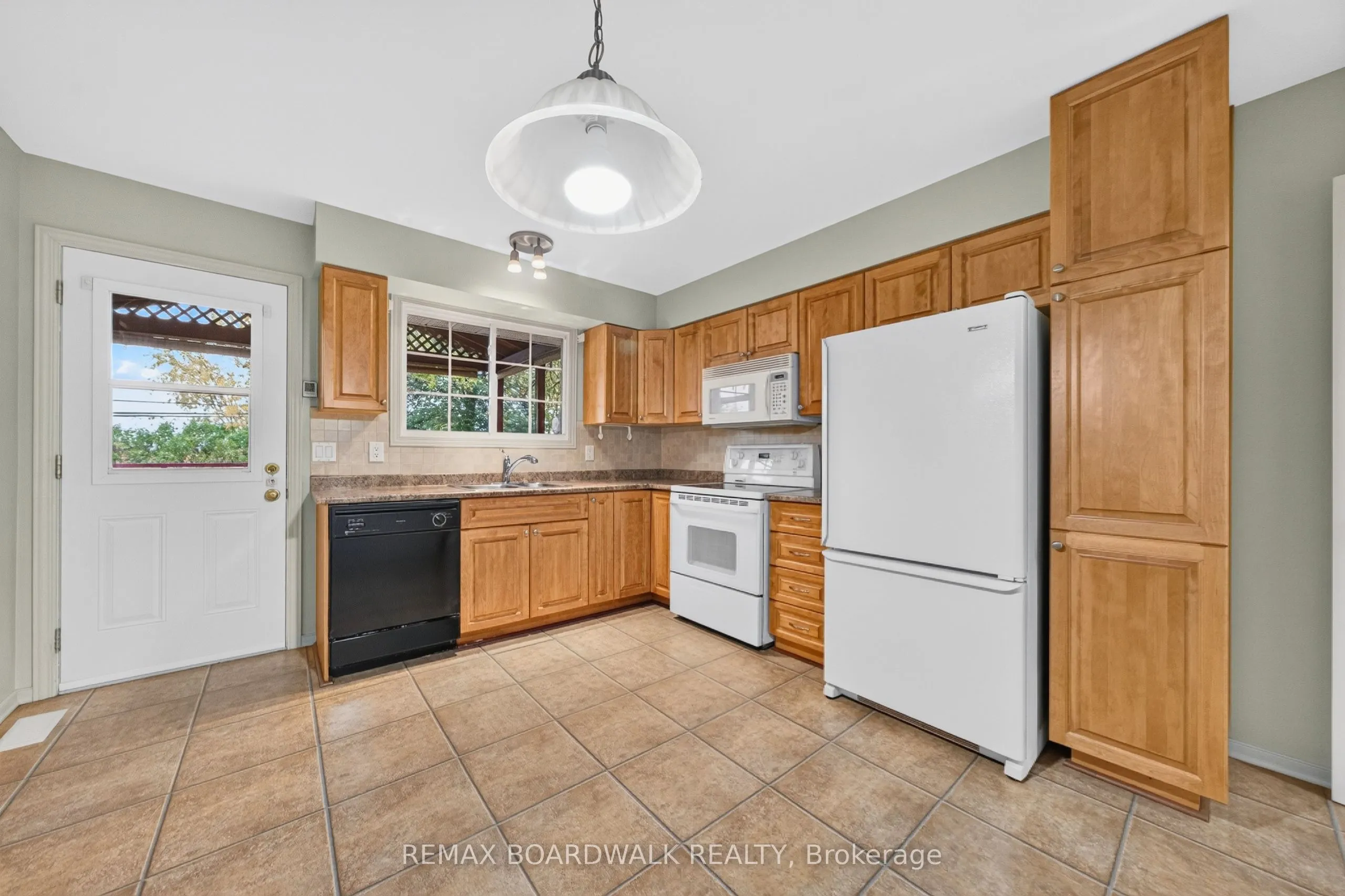 20 Tripp Crescent
