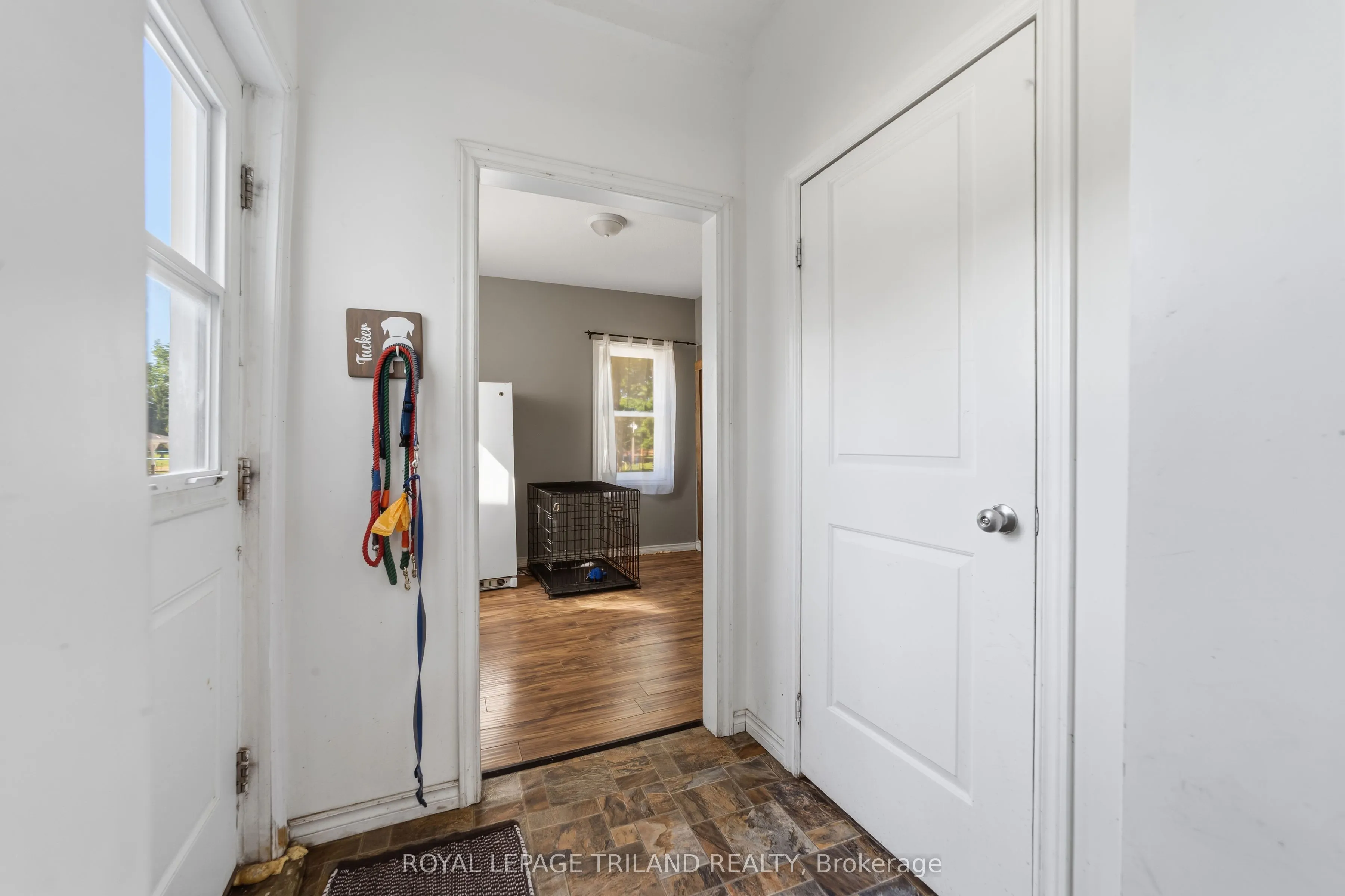 15 Dundas Street