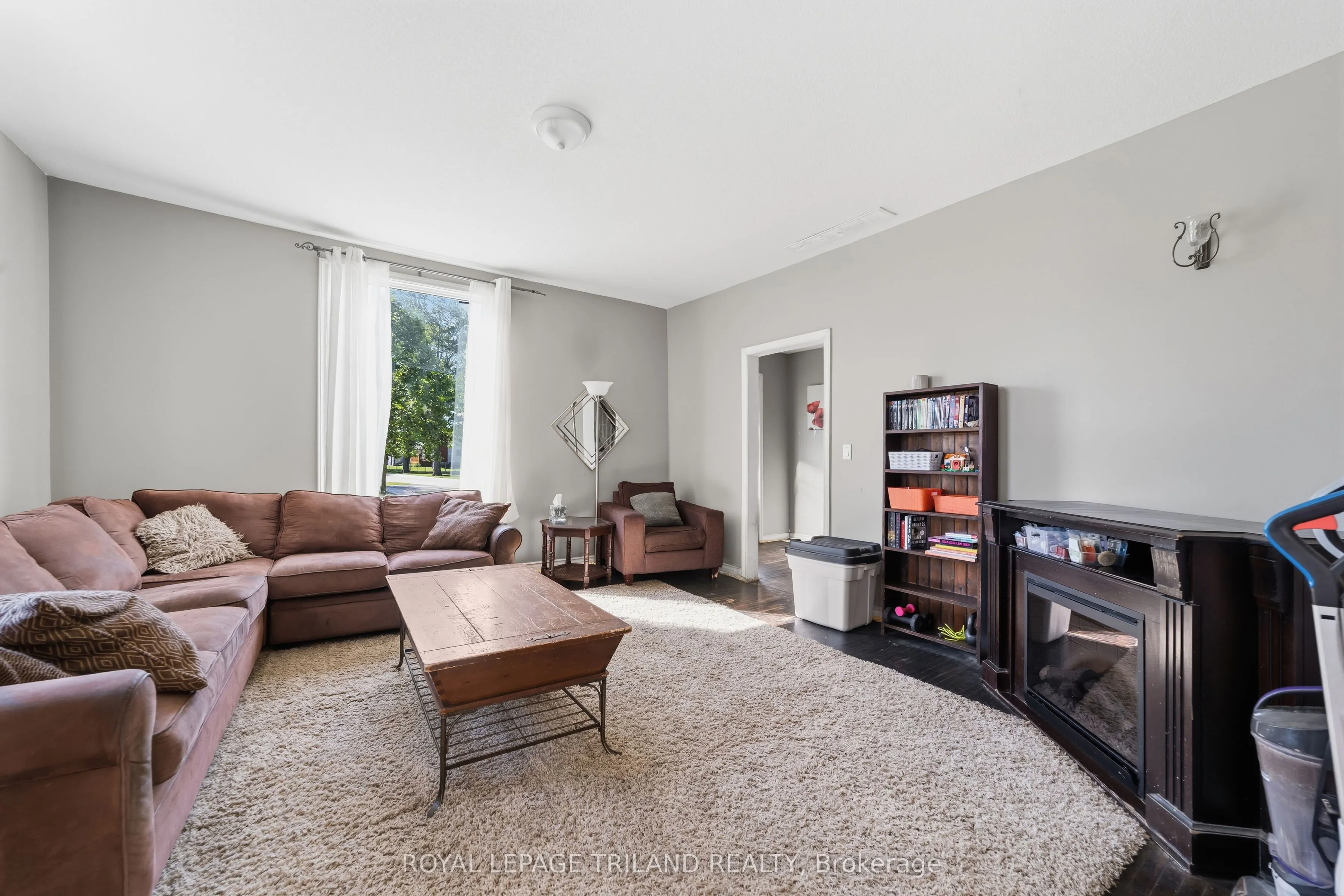 15 Dundas Street