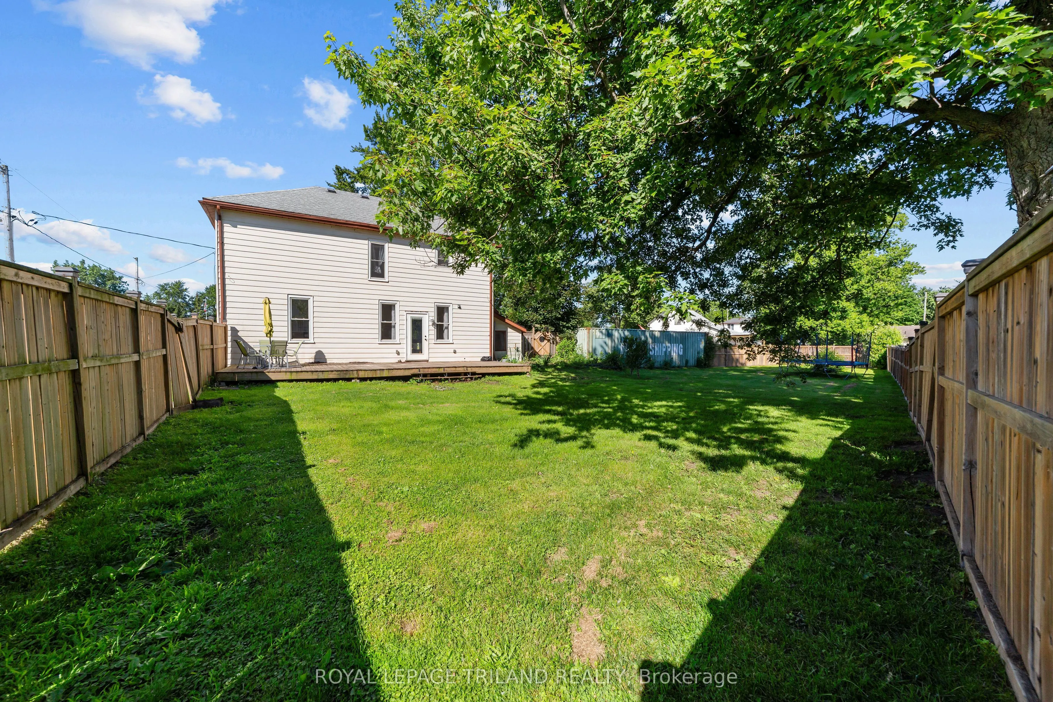 15 Dundas Street