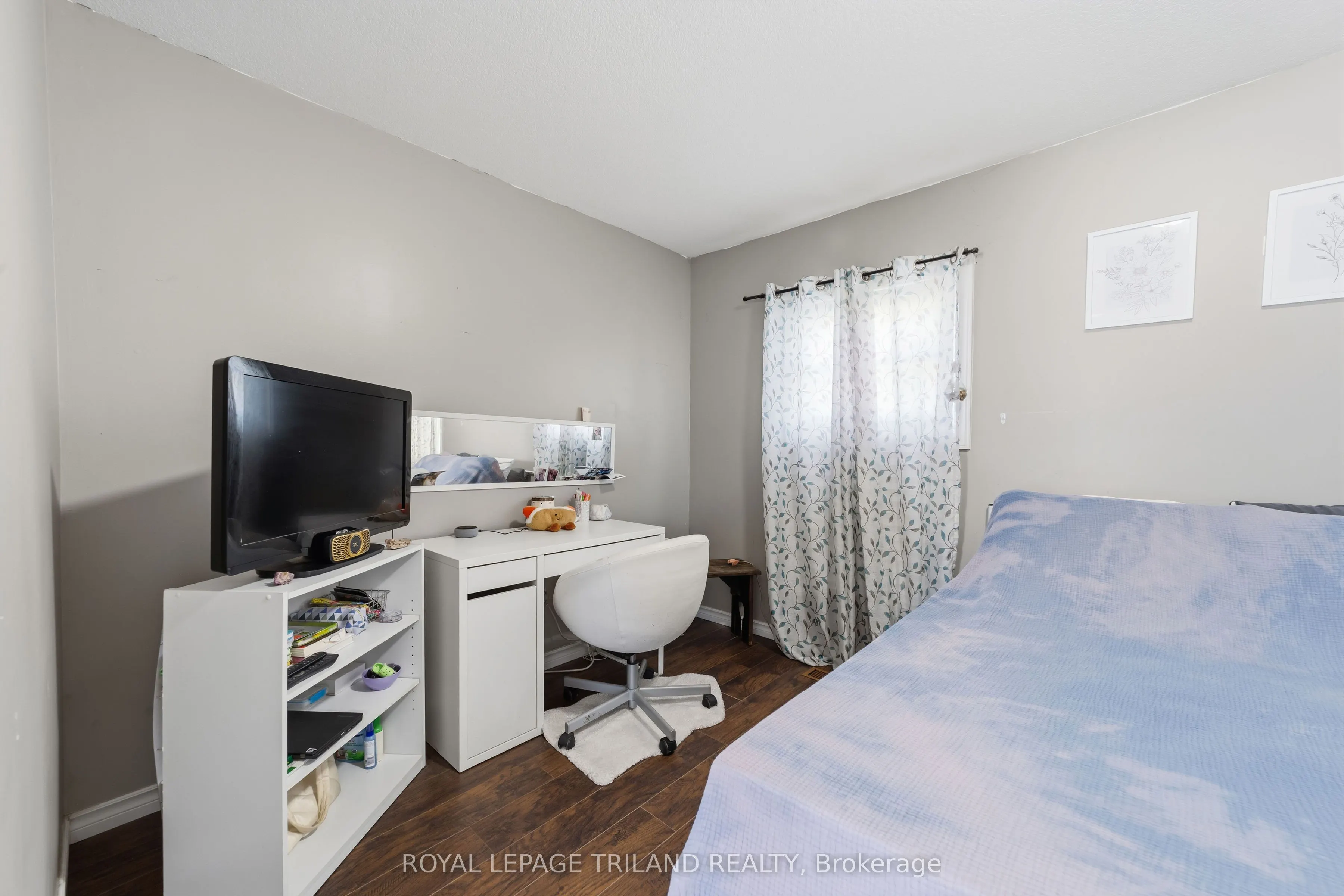 15 Dundas Street