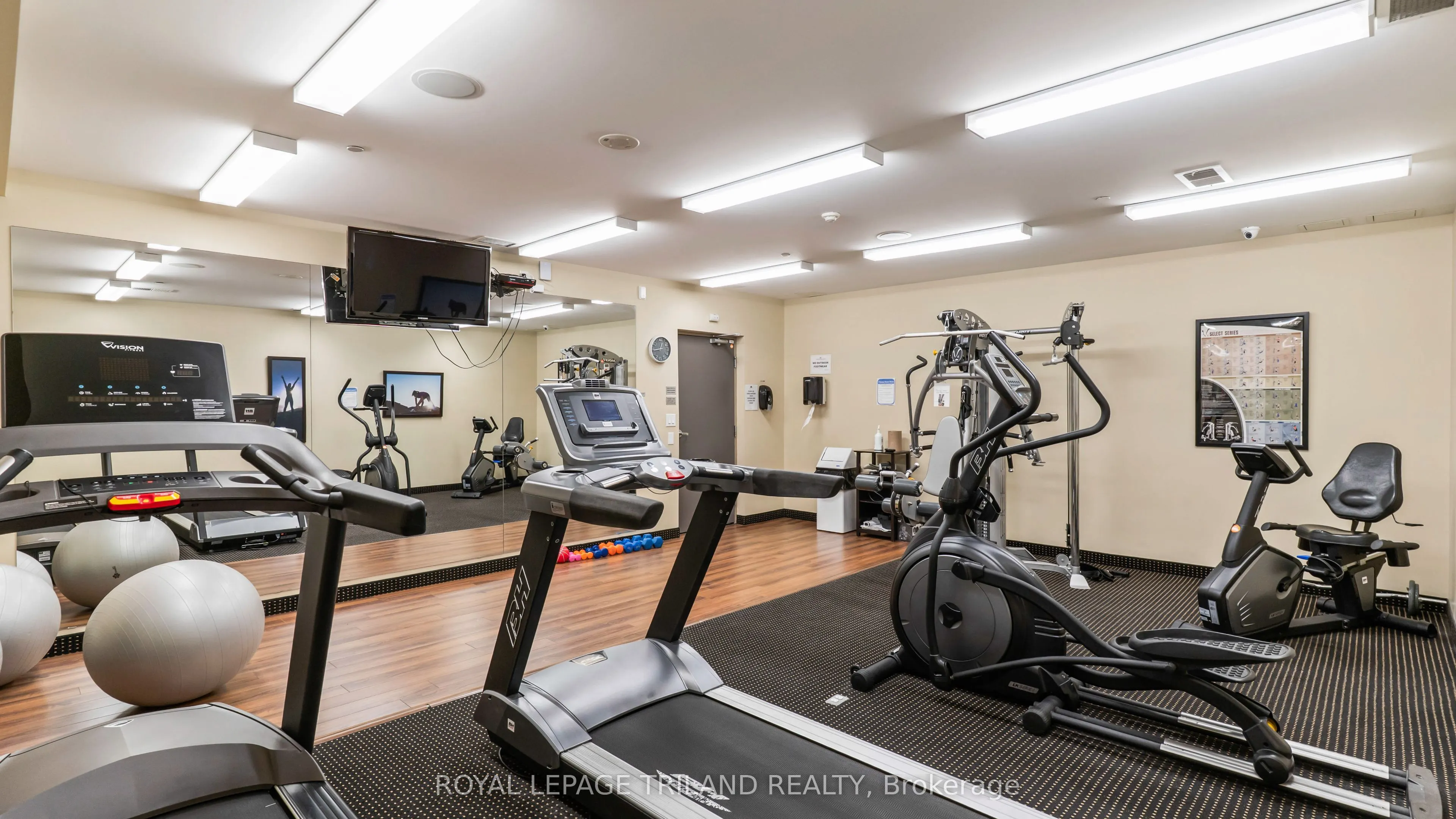 1030 Coronation Drive #812