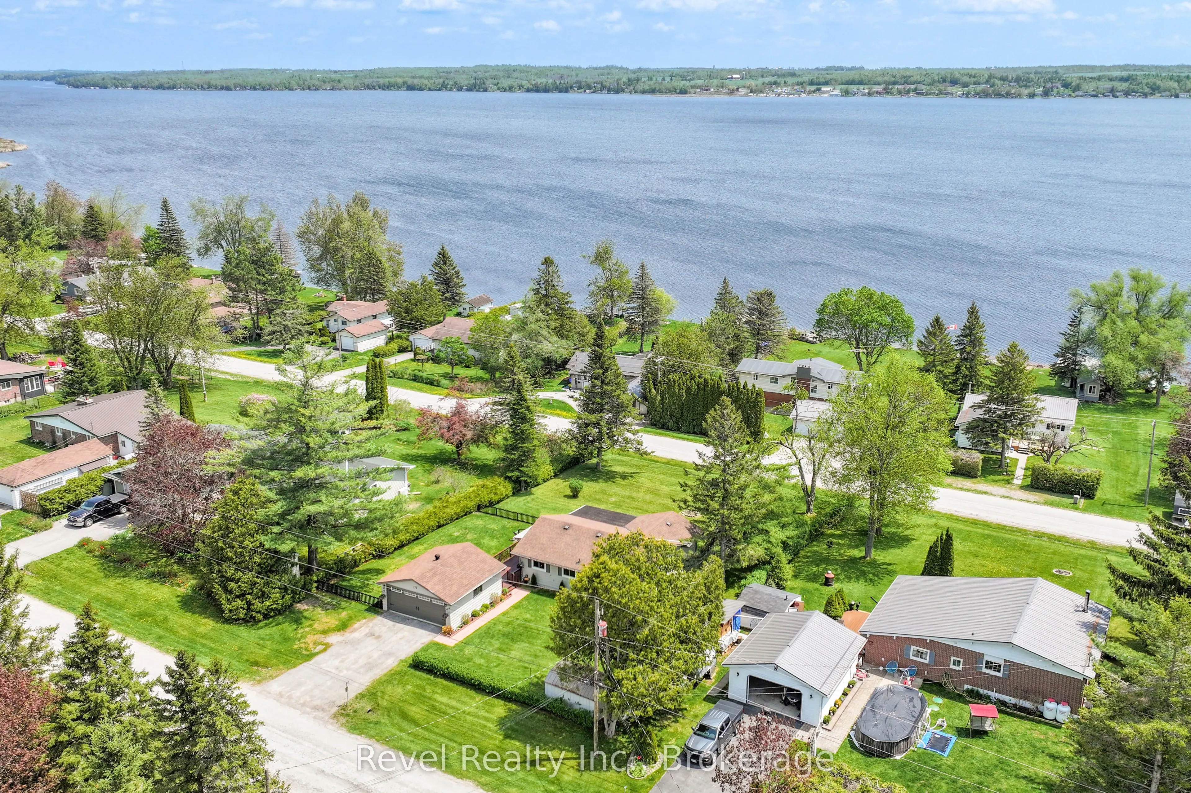 133 Victoria Drive E