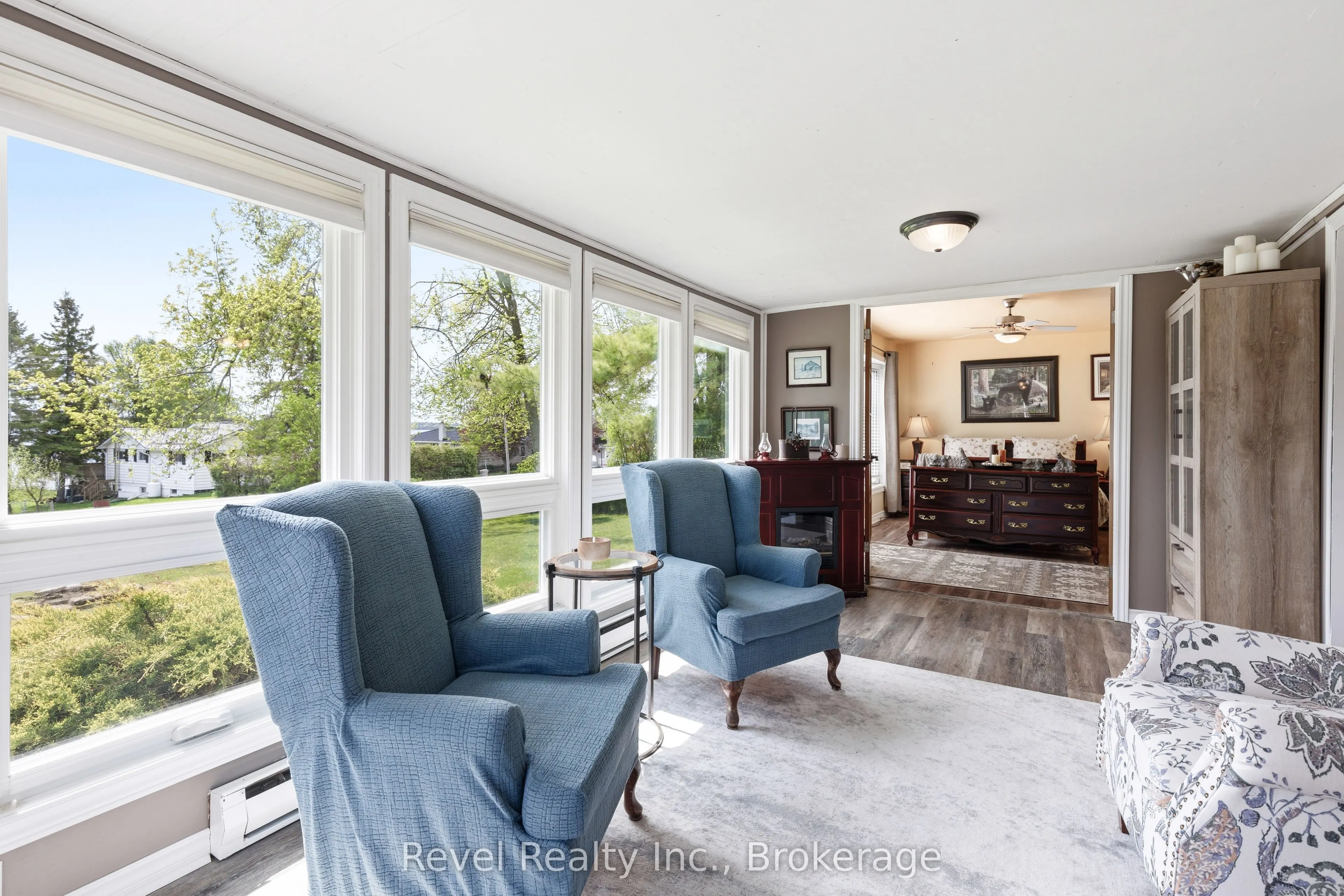 133 Victoria Drive E