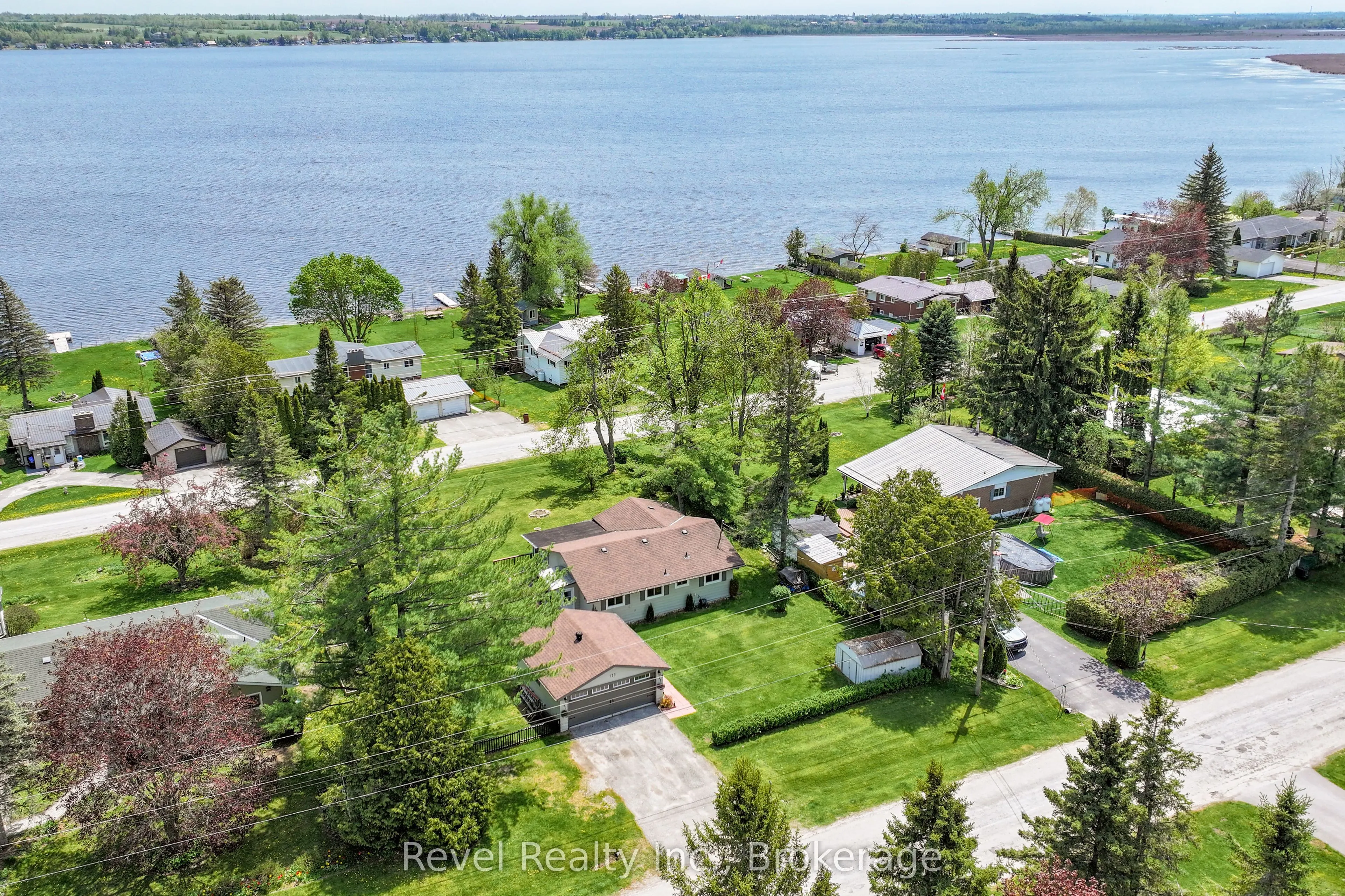 133 Victoria Drive E
