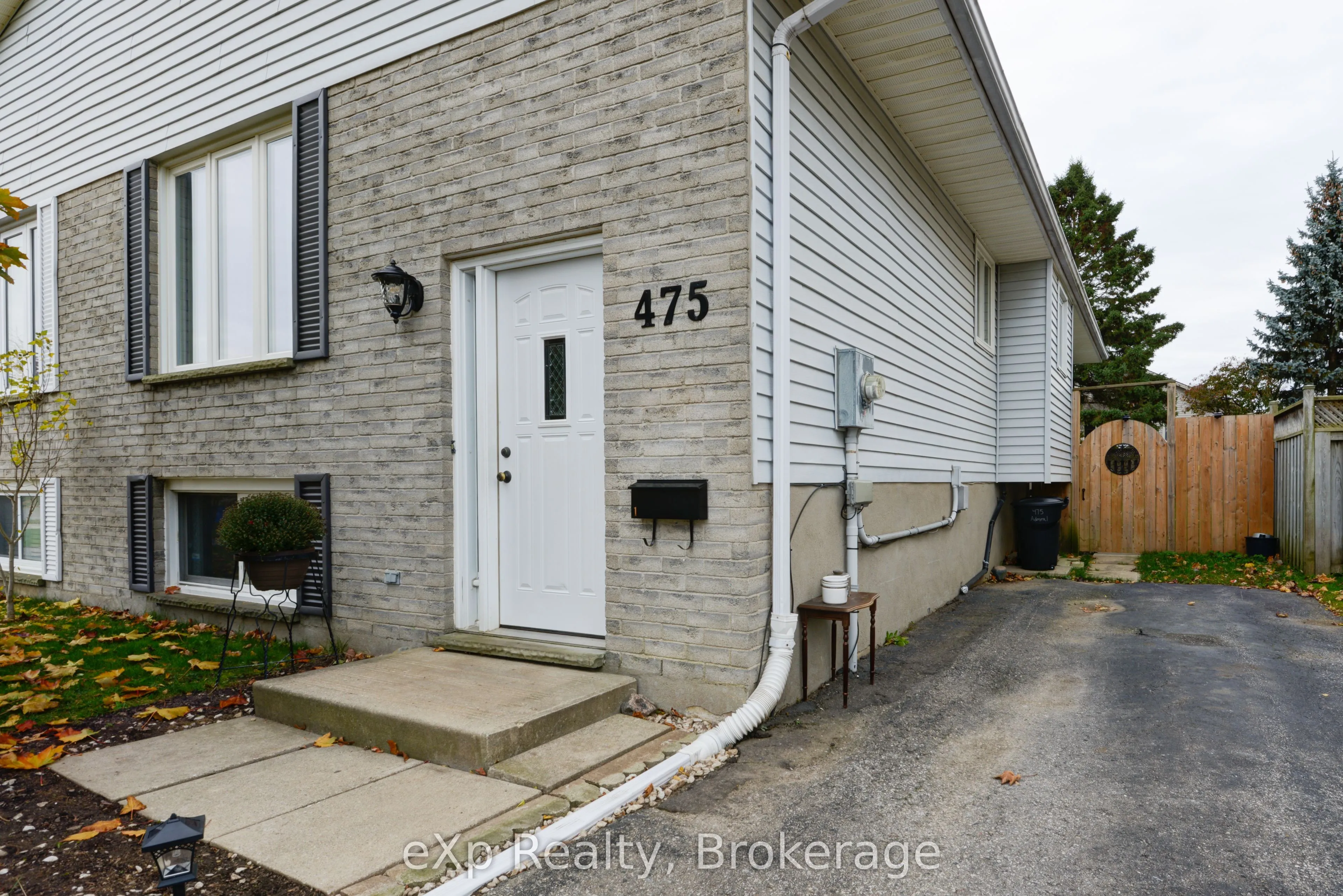 475 ADMIRAL Drive #LOWER