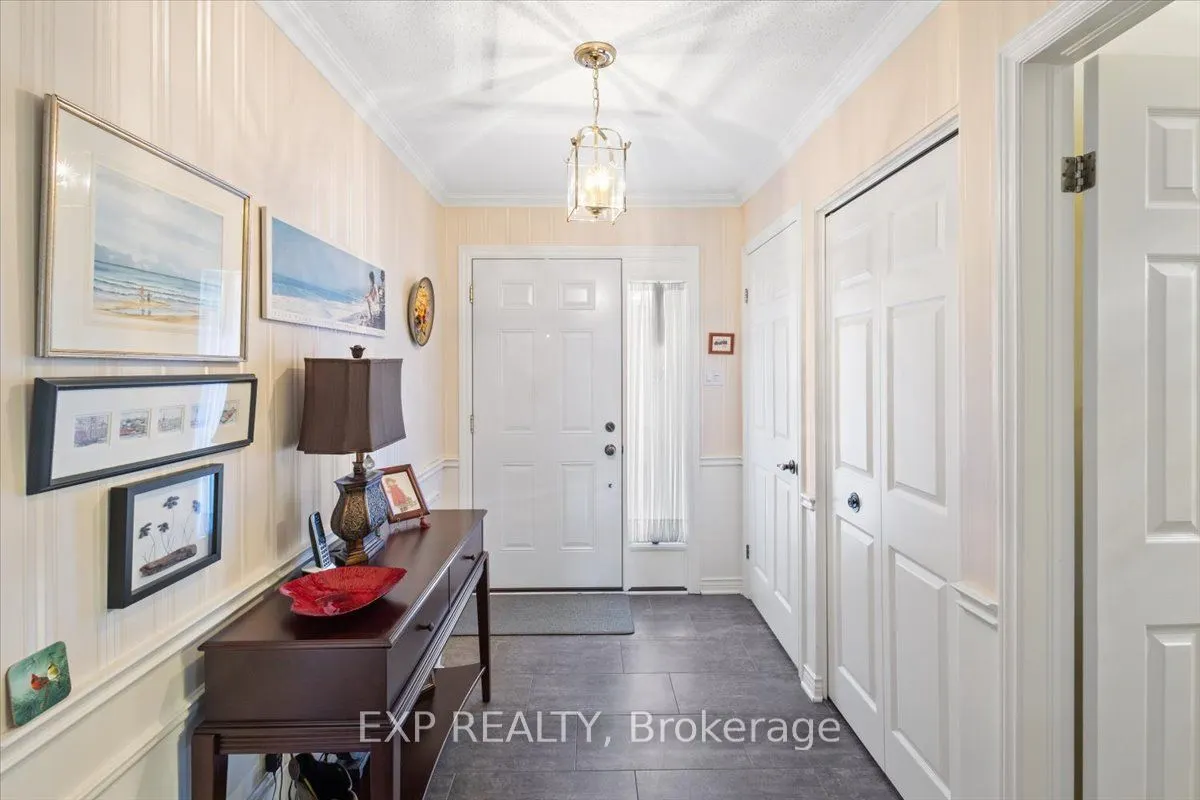 55 Fiddlers Green Road #33