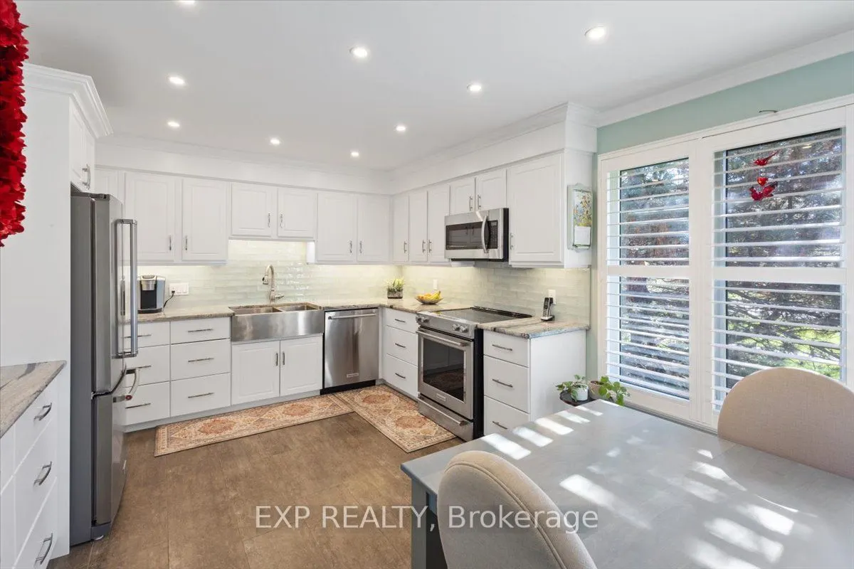 55 Fiddlers Green Road #33
