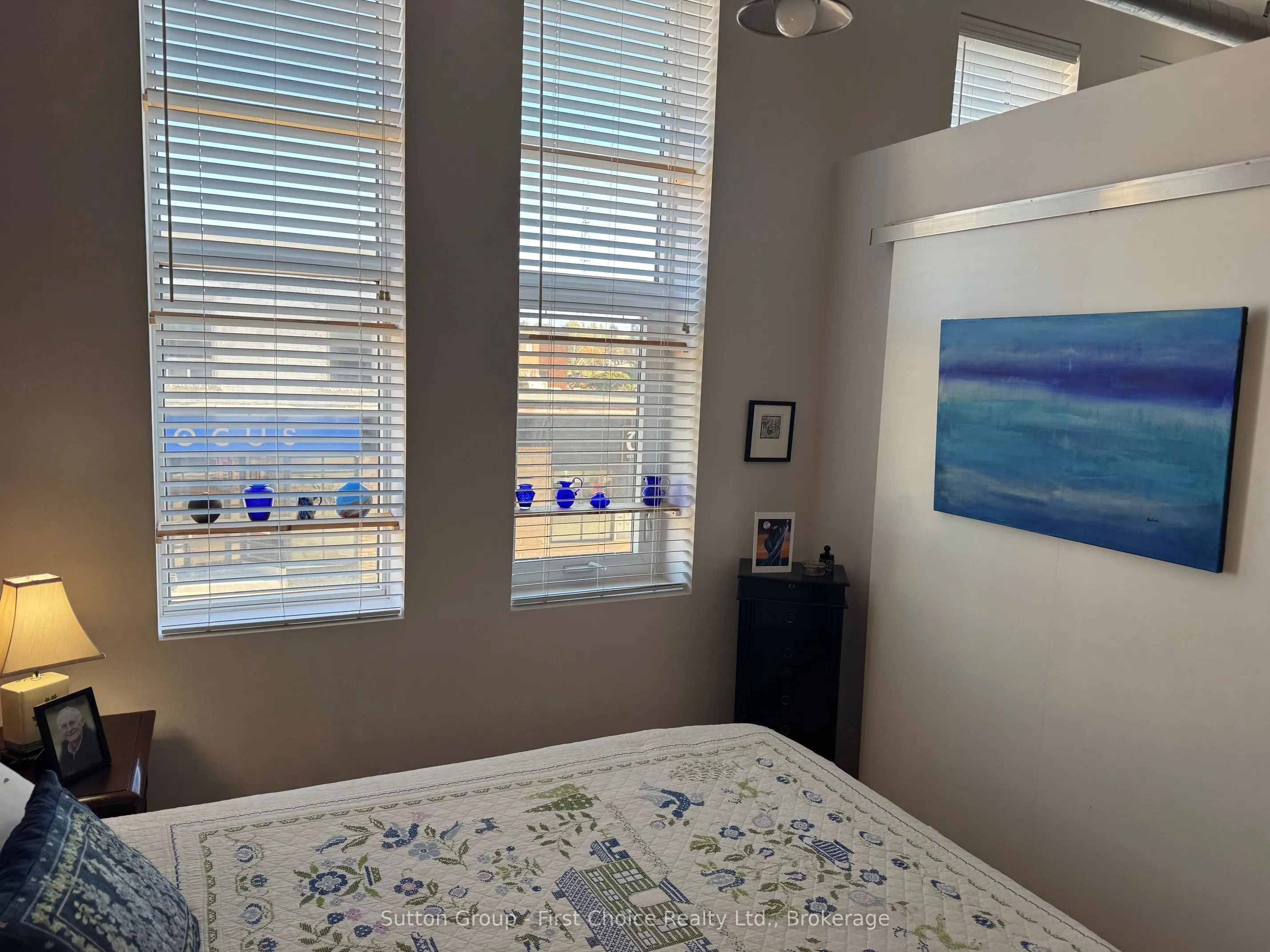66 WELLINGTON Street ##201