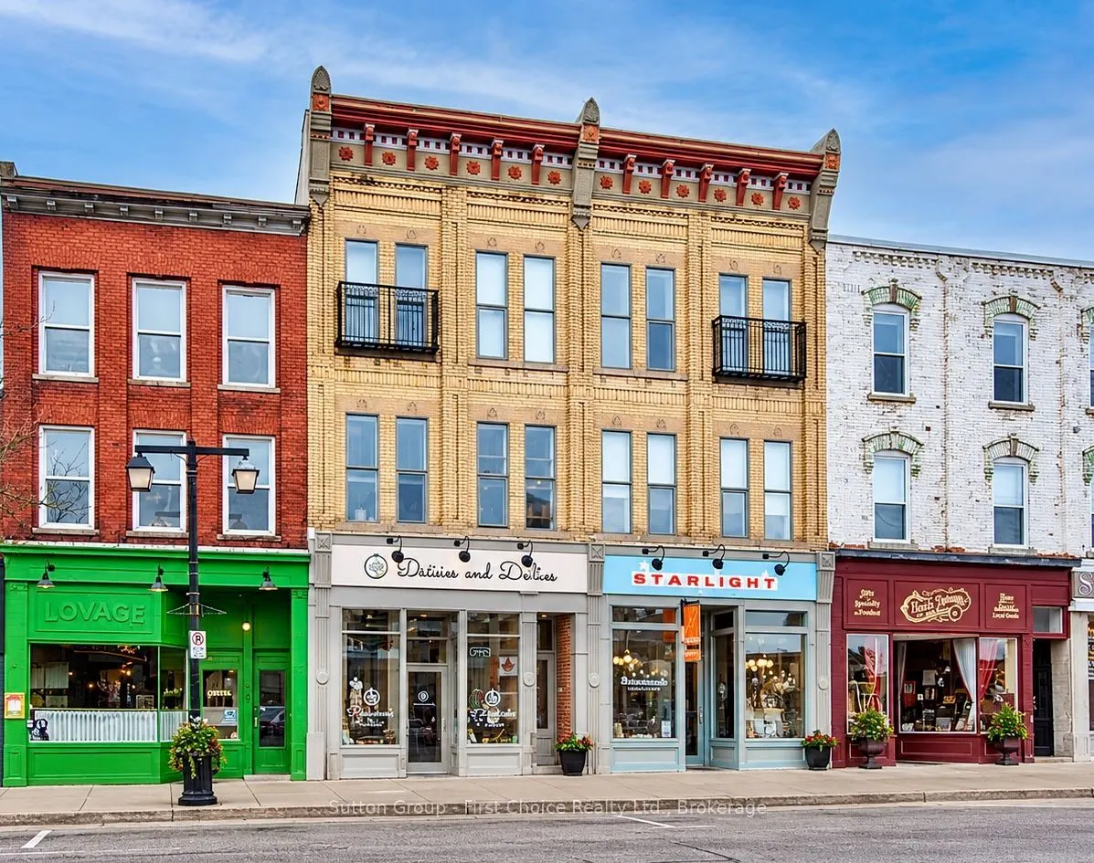 66 WELLINGTON Street ##201