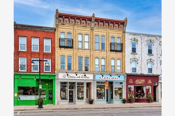 66 WELLINGTON Street ##201
