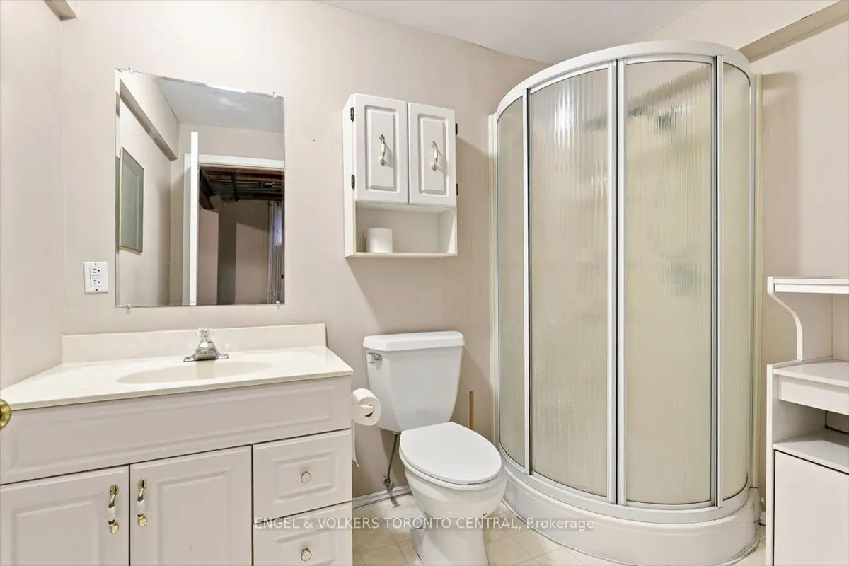 229 Baker Street #16