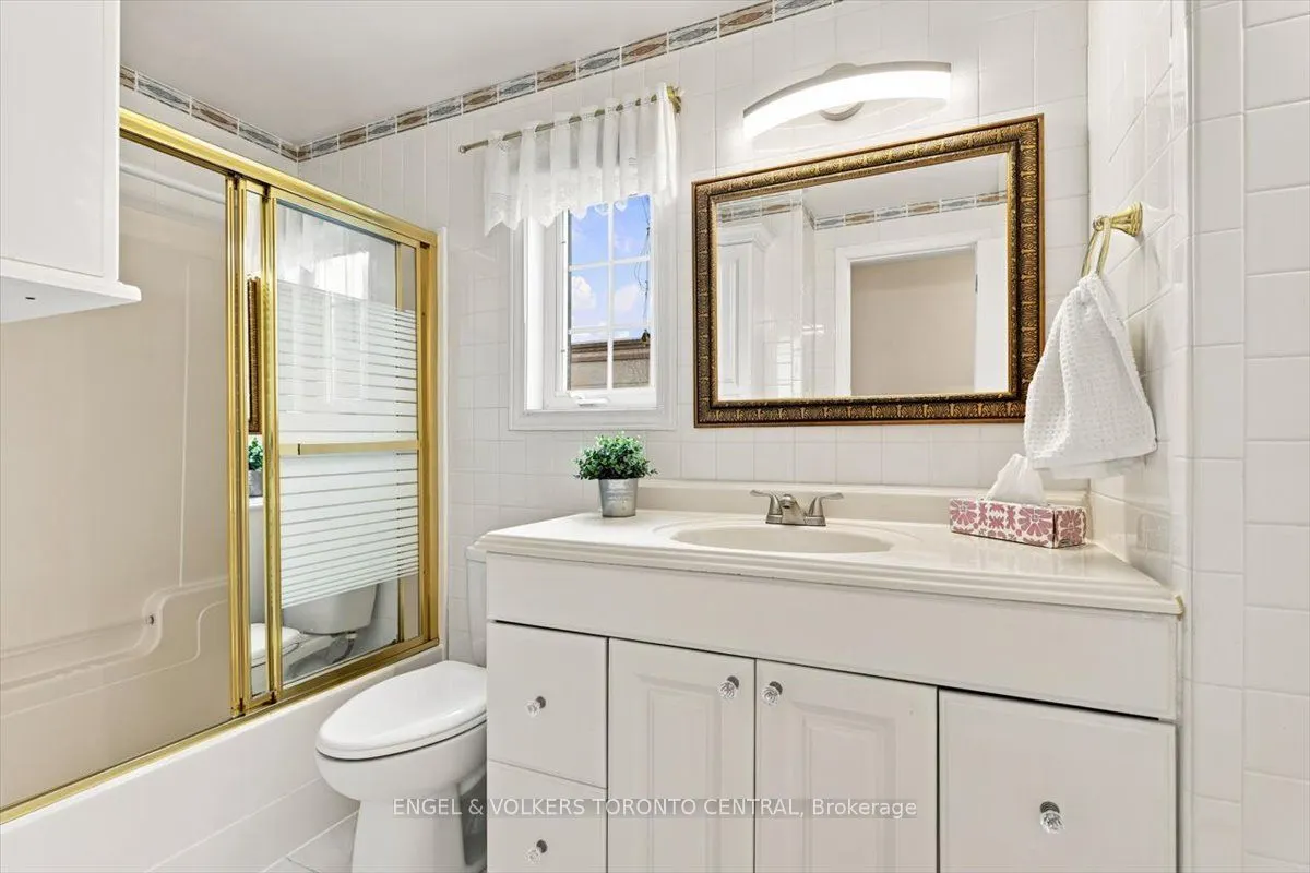 229 Baker Street #16