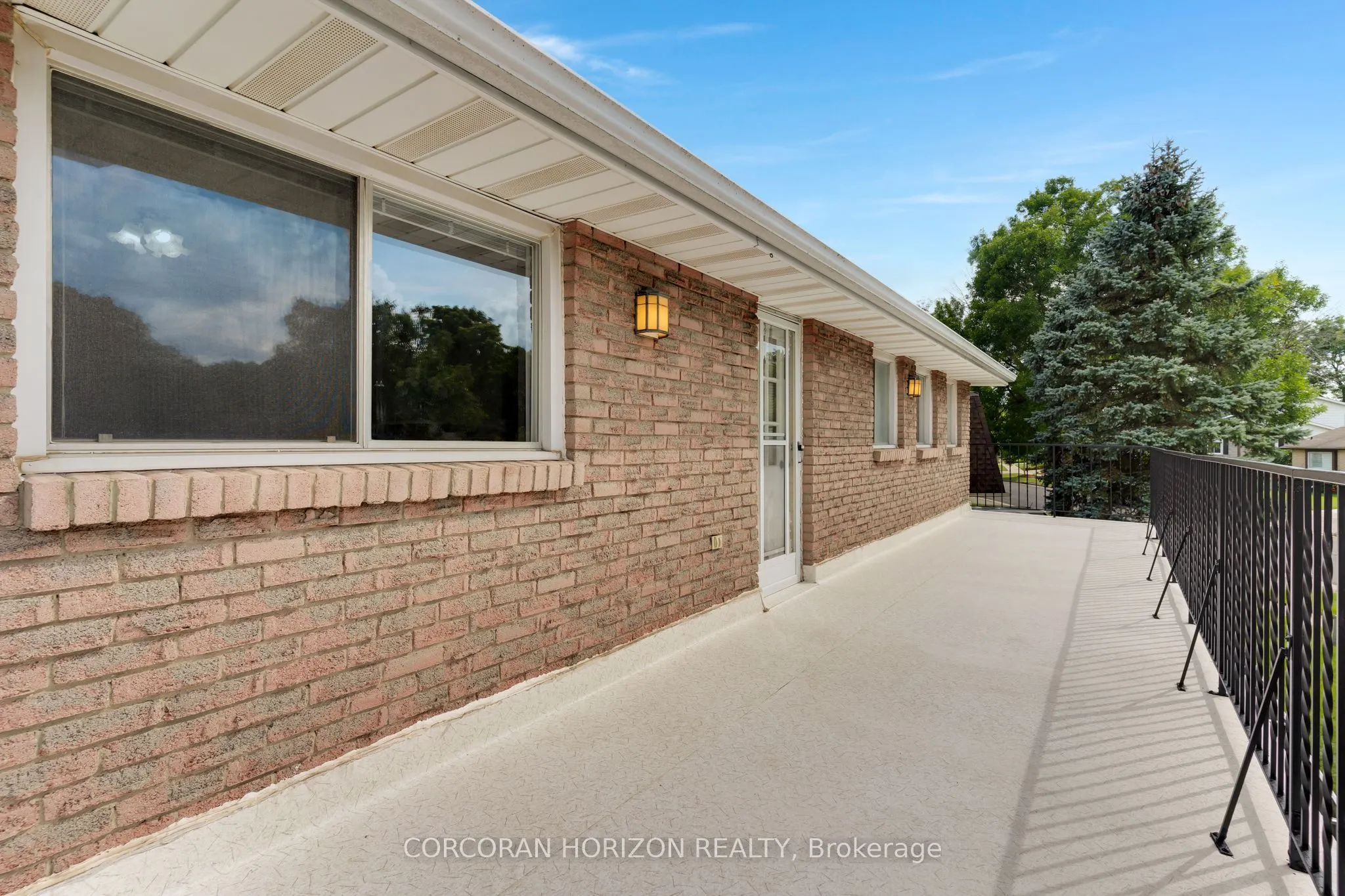 8 Blue Spruce Court