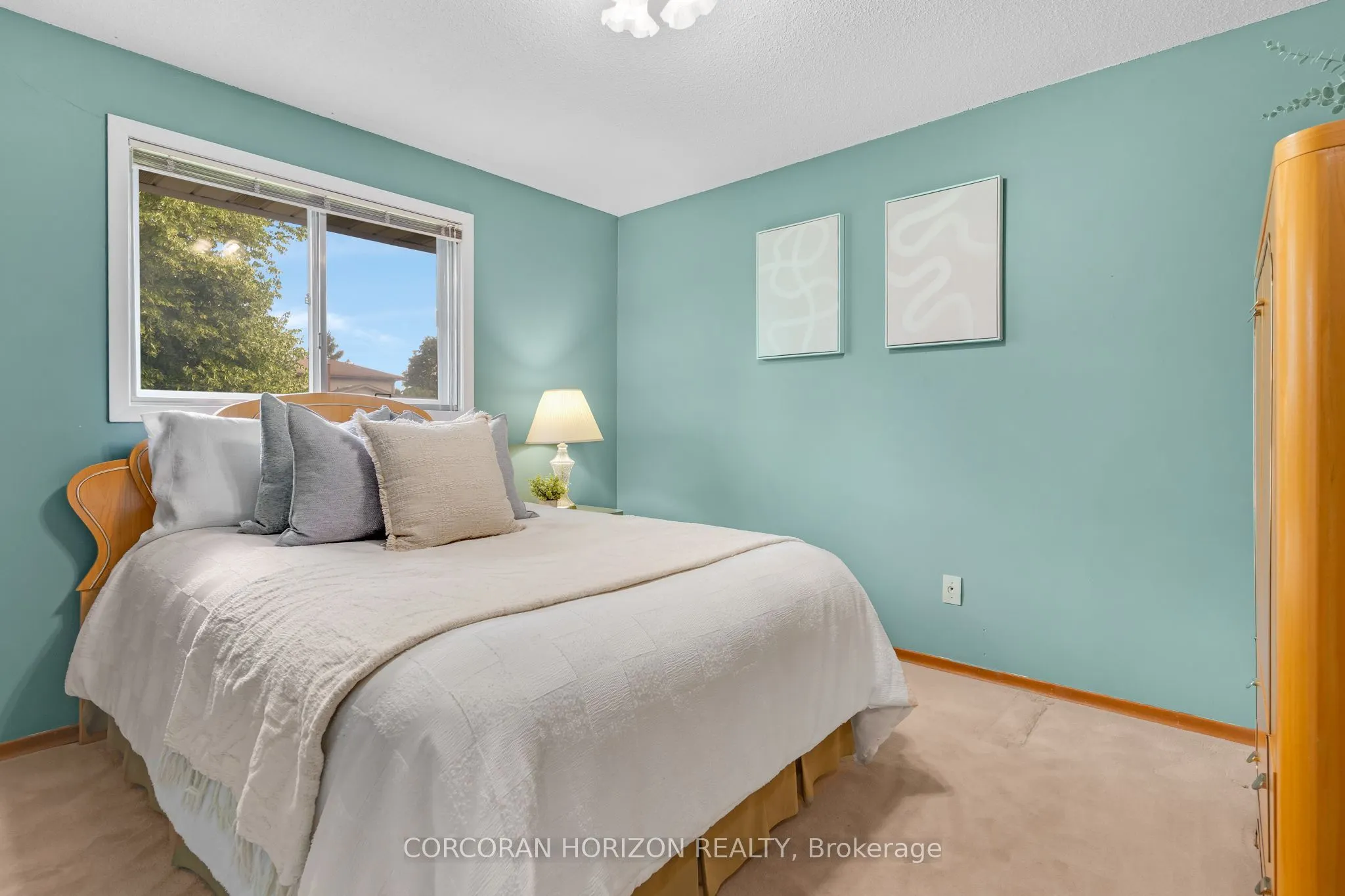 8 Blue Spruce Court