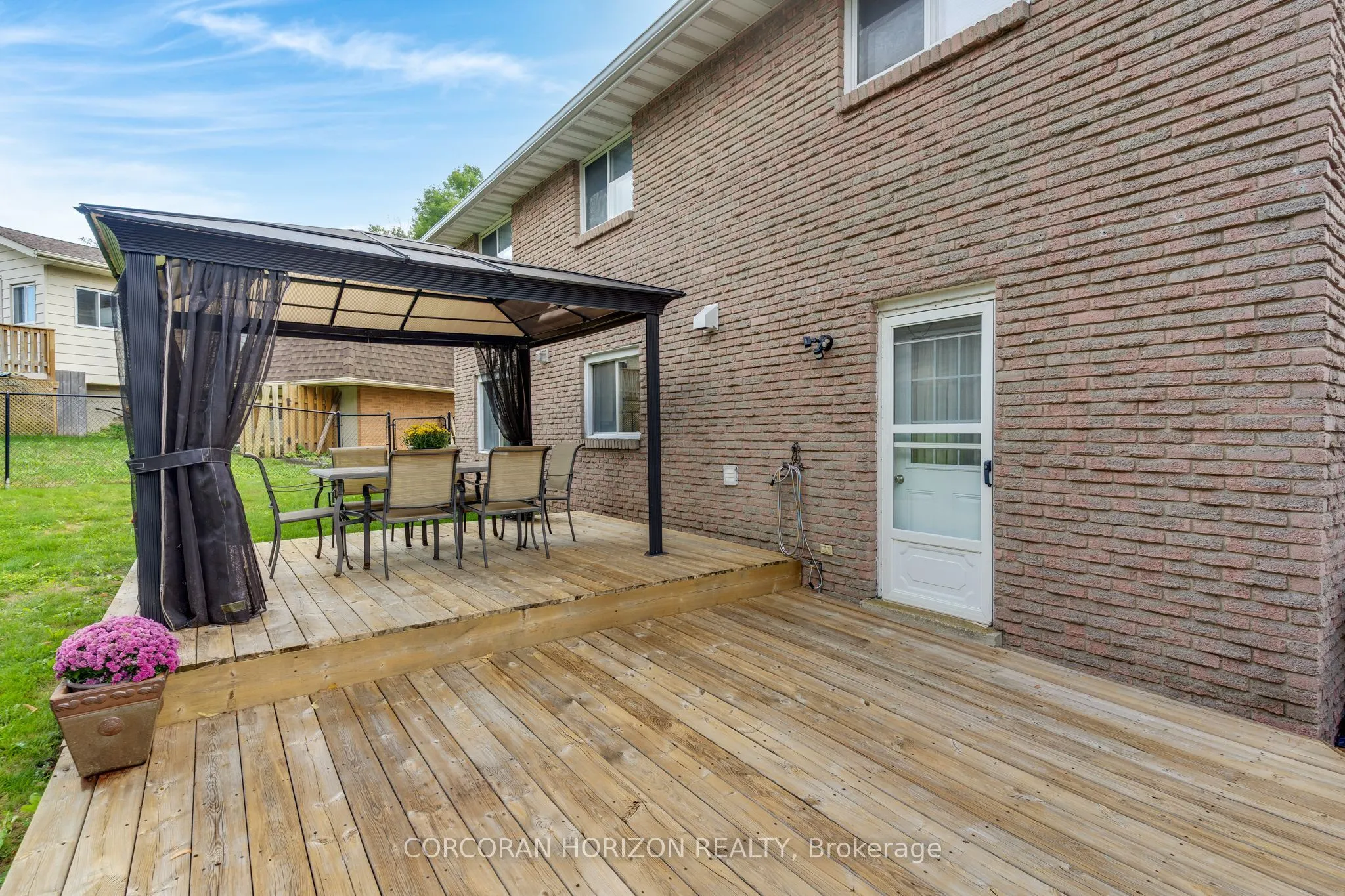 8 Blue Spruce Court