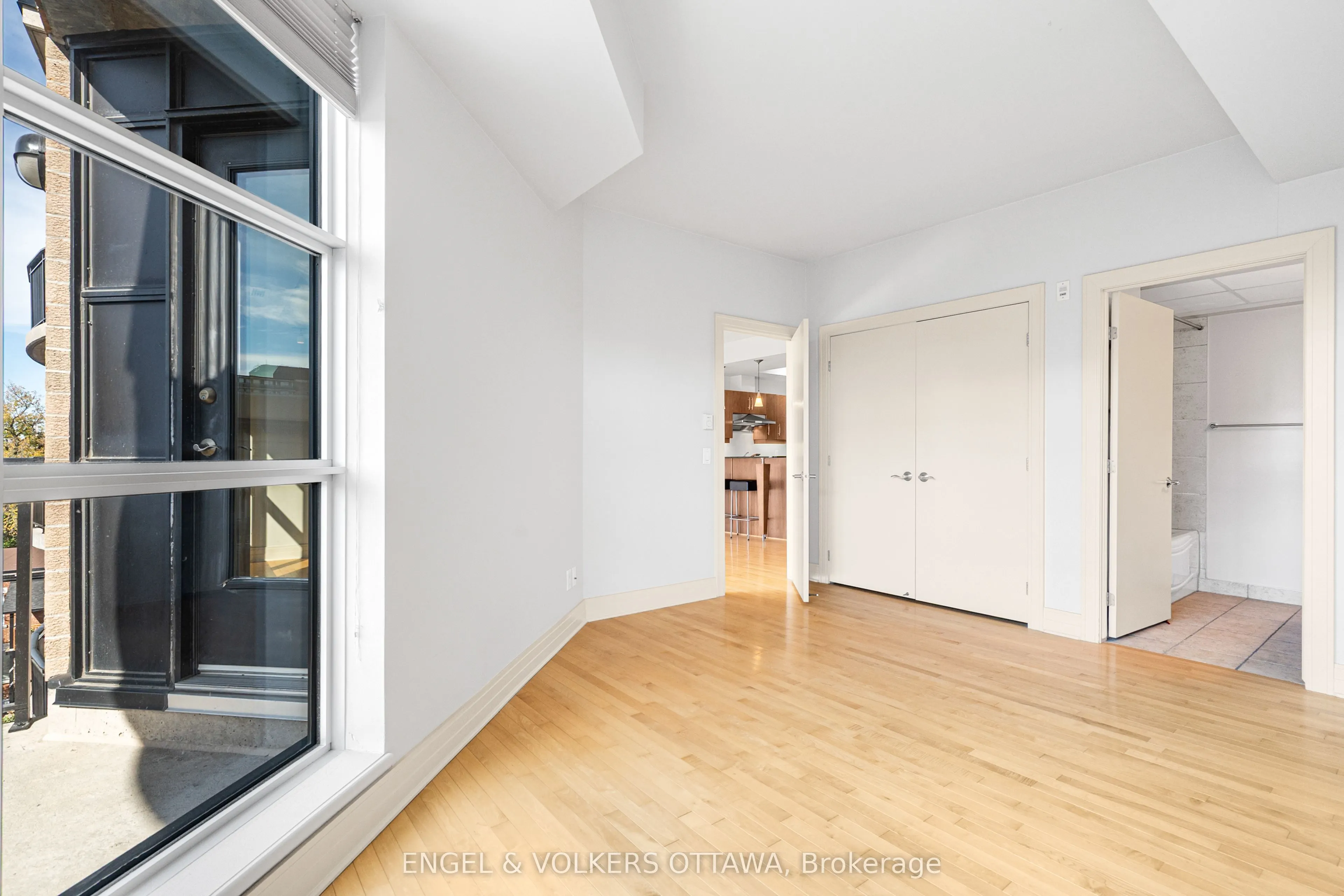 290 Powell Avenue #507
