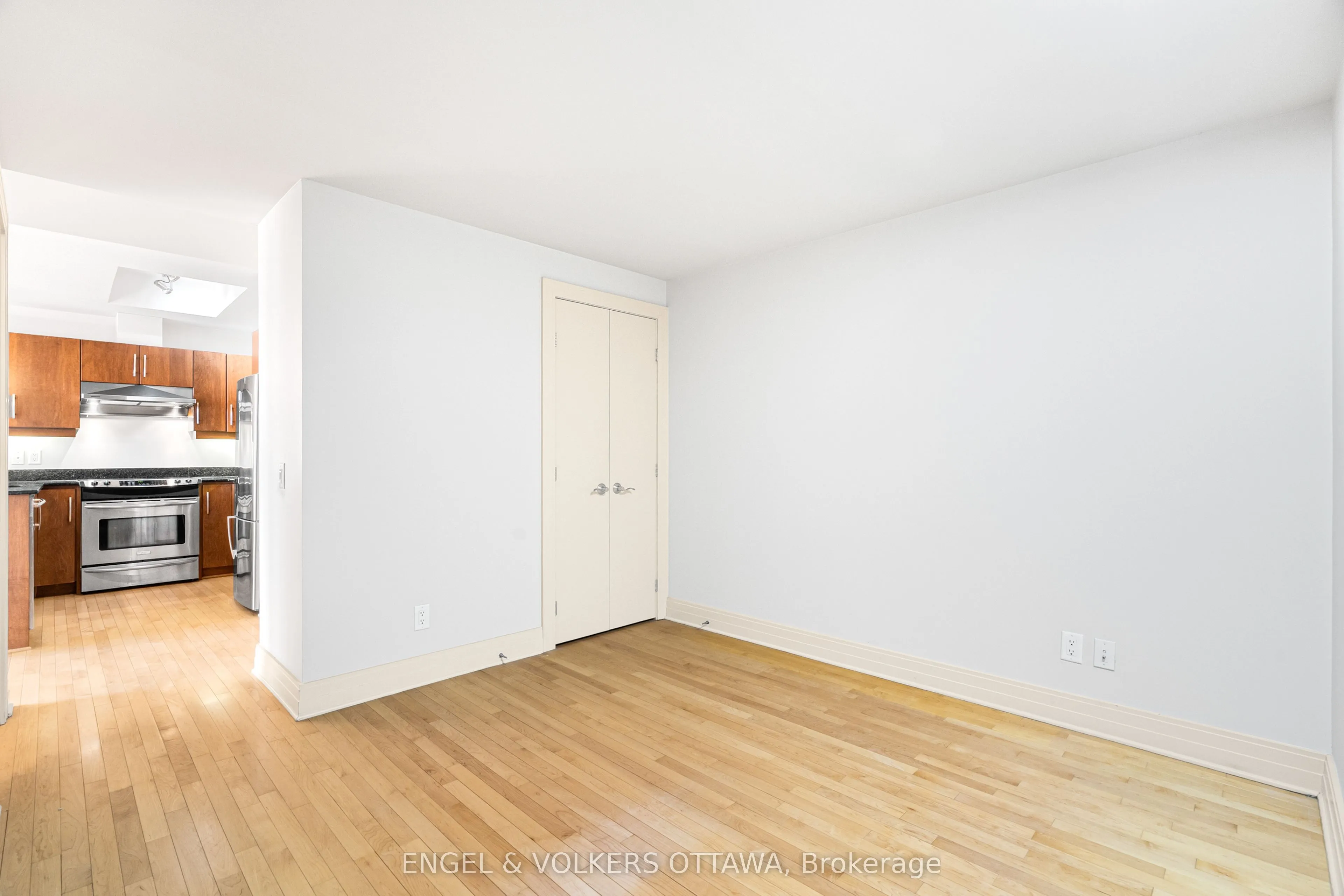 290 Powell Avenue #507