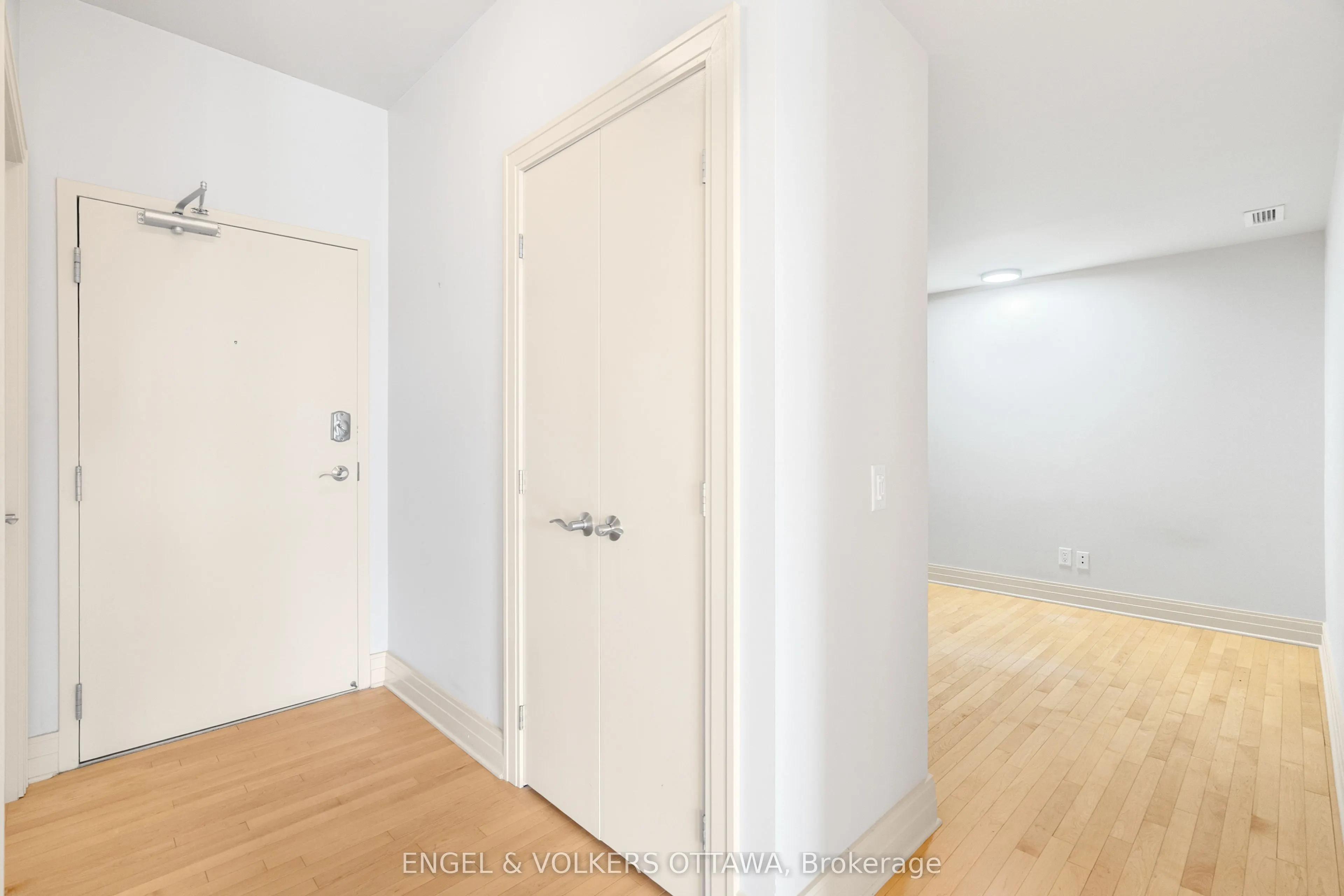 290 Powell Avenue #507