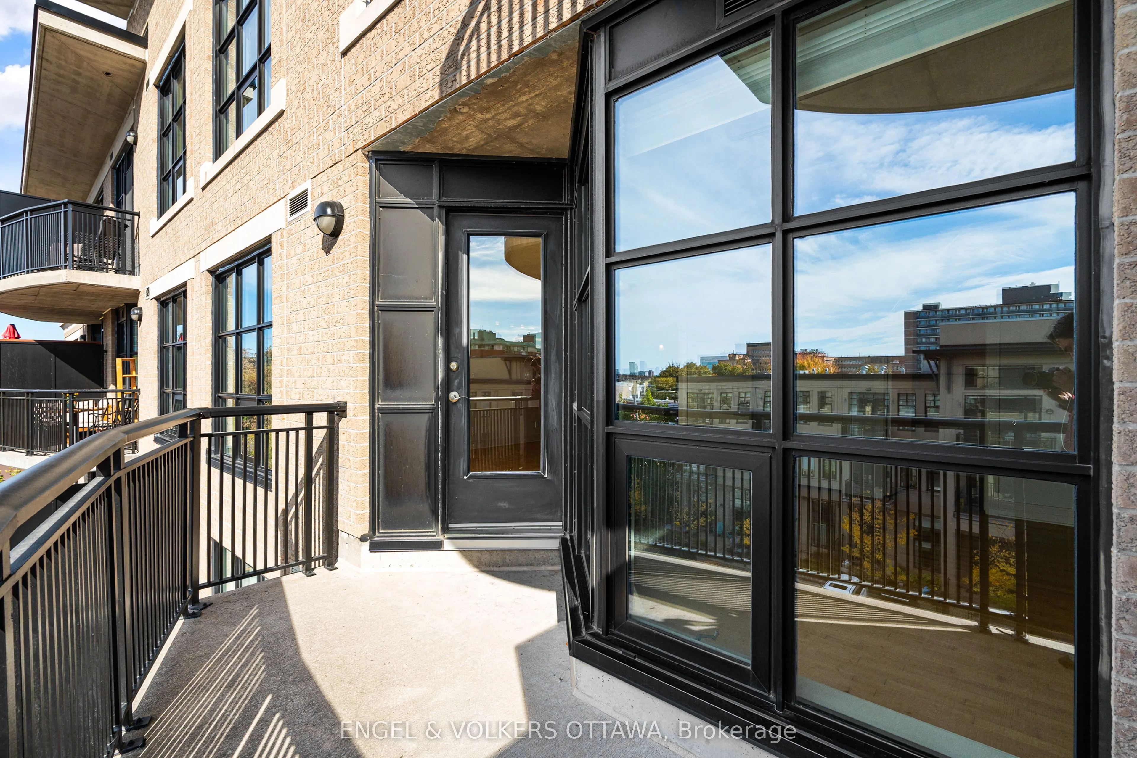 290 Powell Avenue #507
