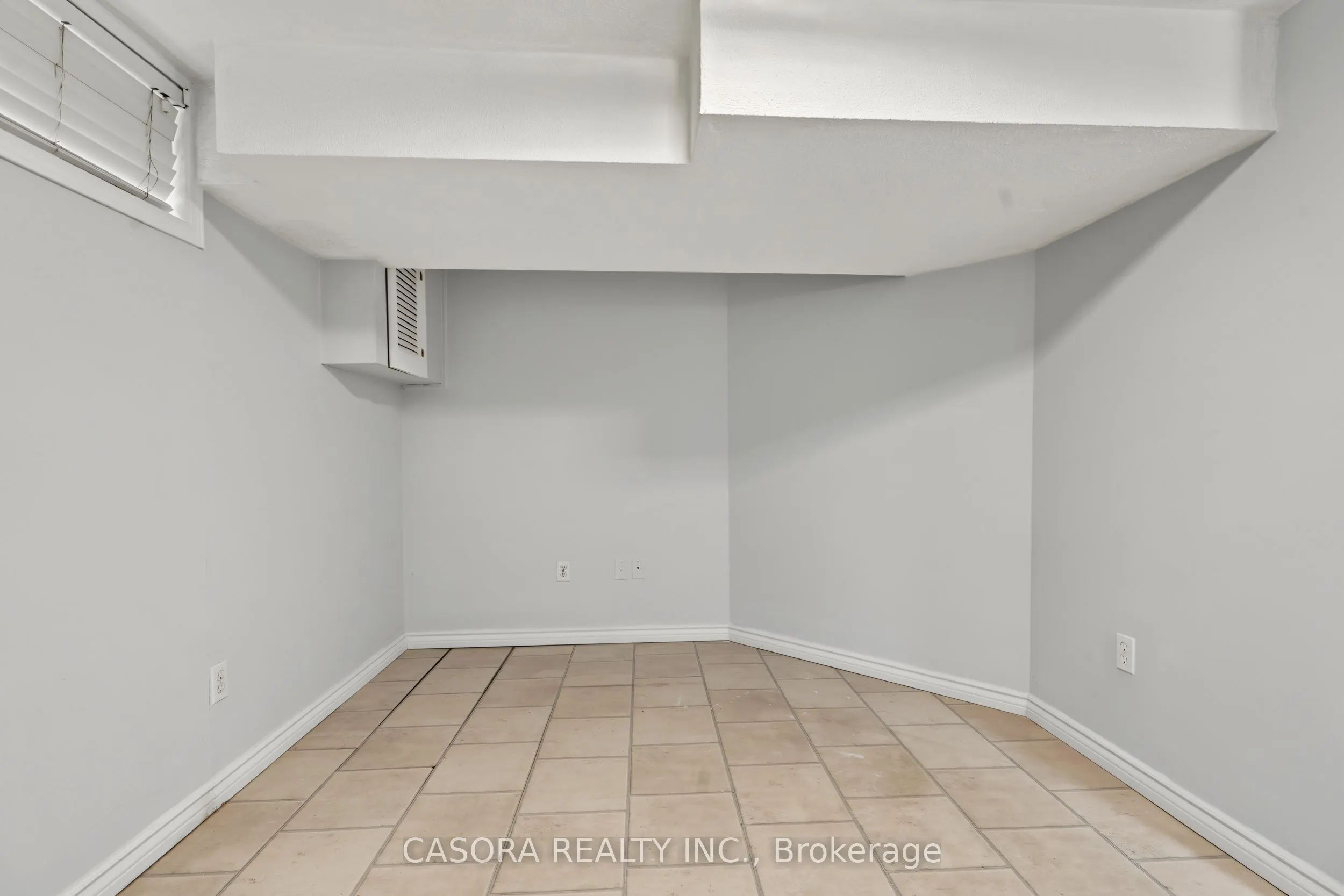8 Valanna Court