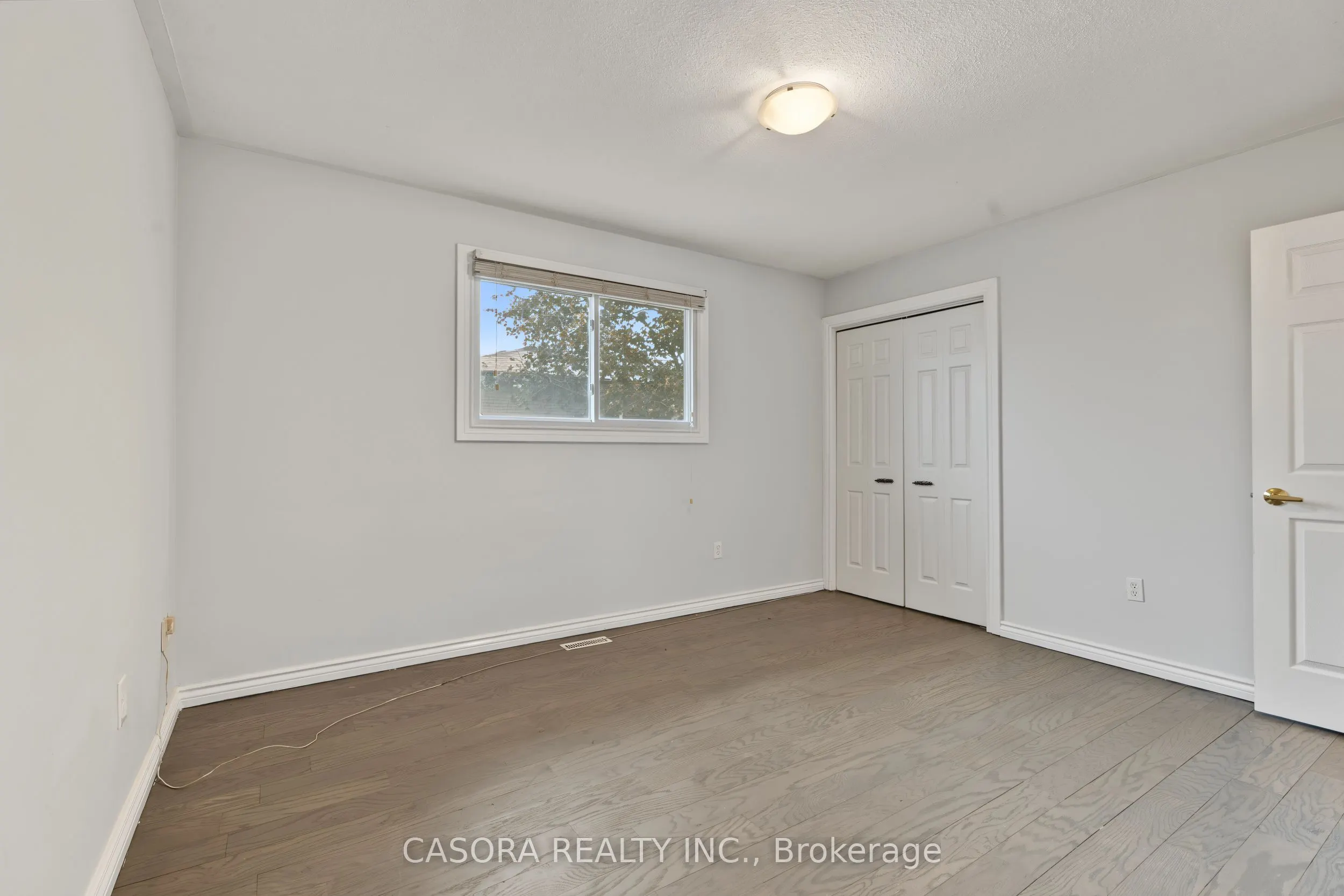 8 Valanna Court